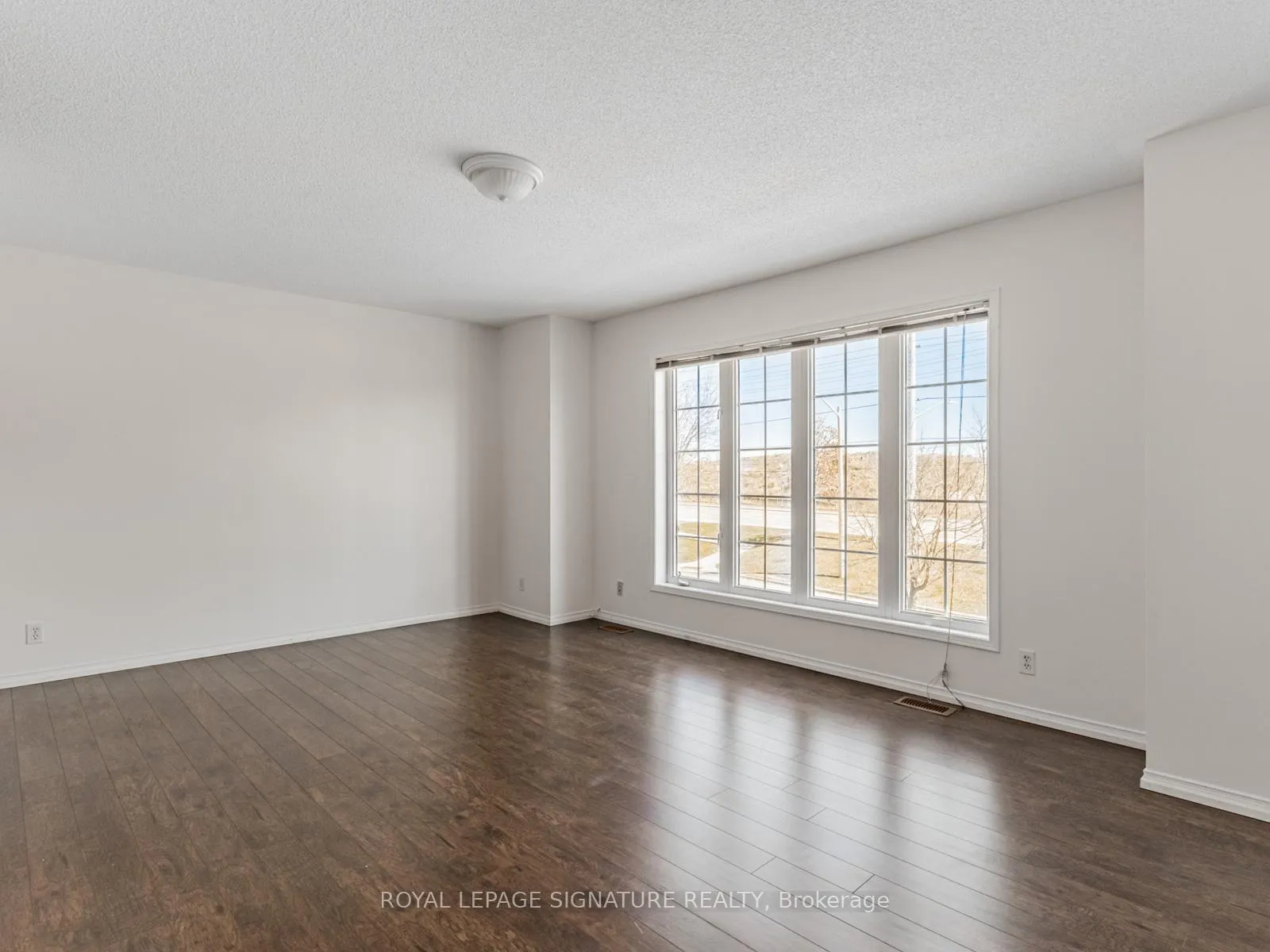 Photo 41 of 33 Bilberry Crescent, Richmond Hill, Rouge Woods — HOMEH