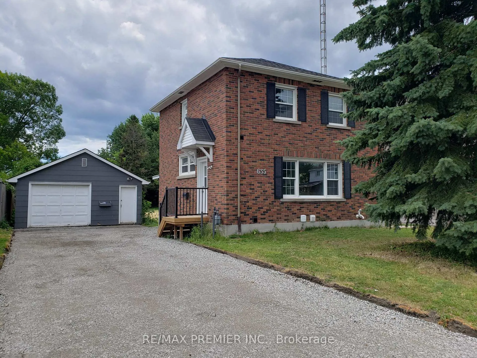 Photo 1 of Unit Lower, 635 Bloor Street E, Oshawa, Farewell — HOMEH