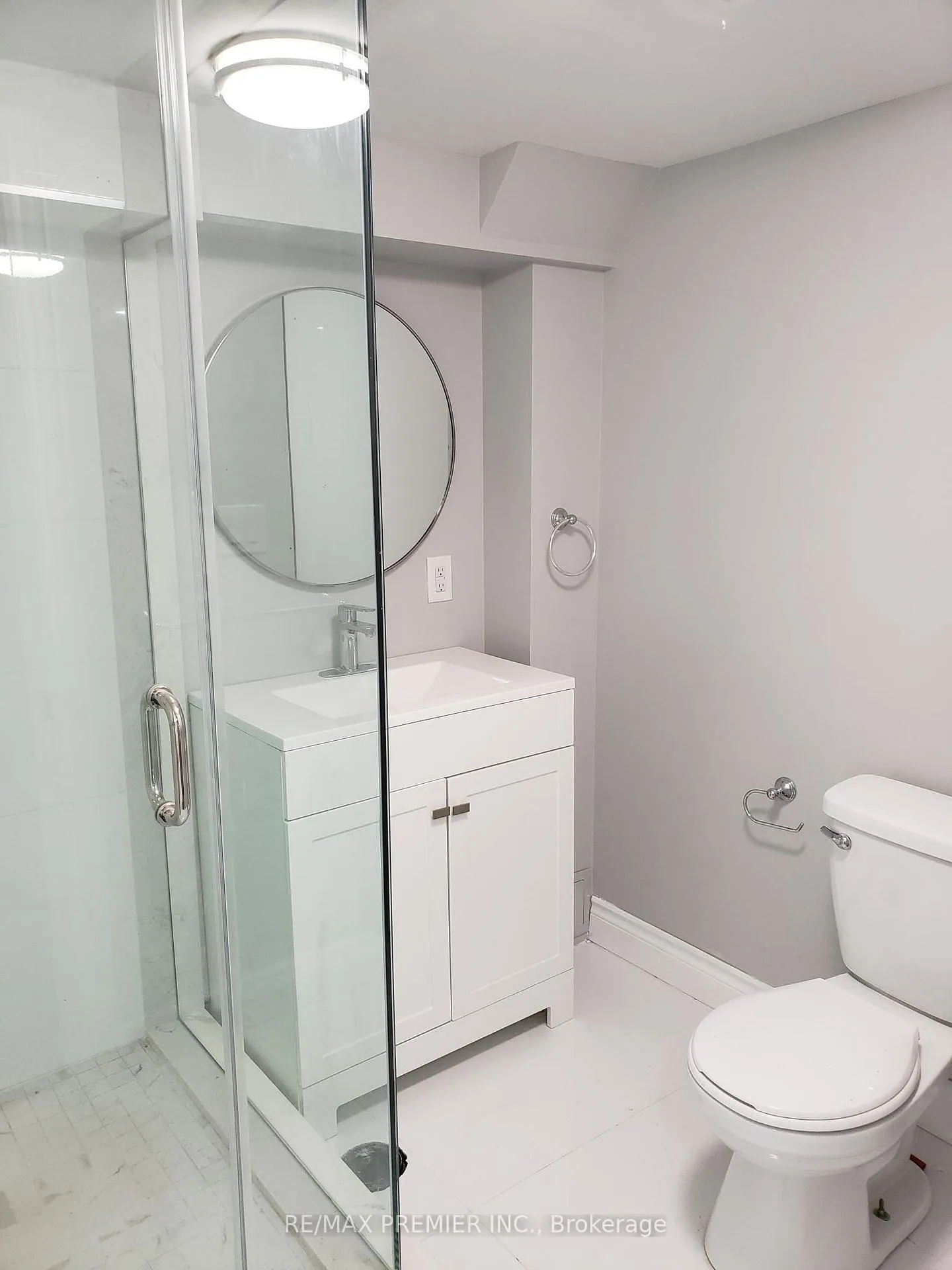 Photo 10 of Unit Lower, 635 Bloor Street E, Oshawa, Farewell — HOMEH