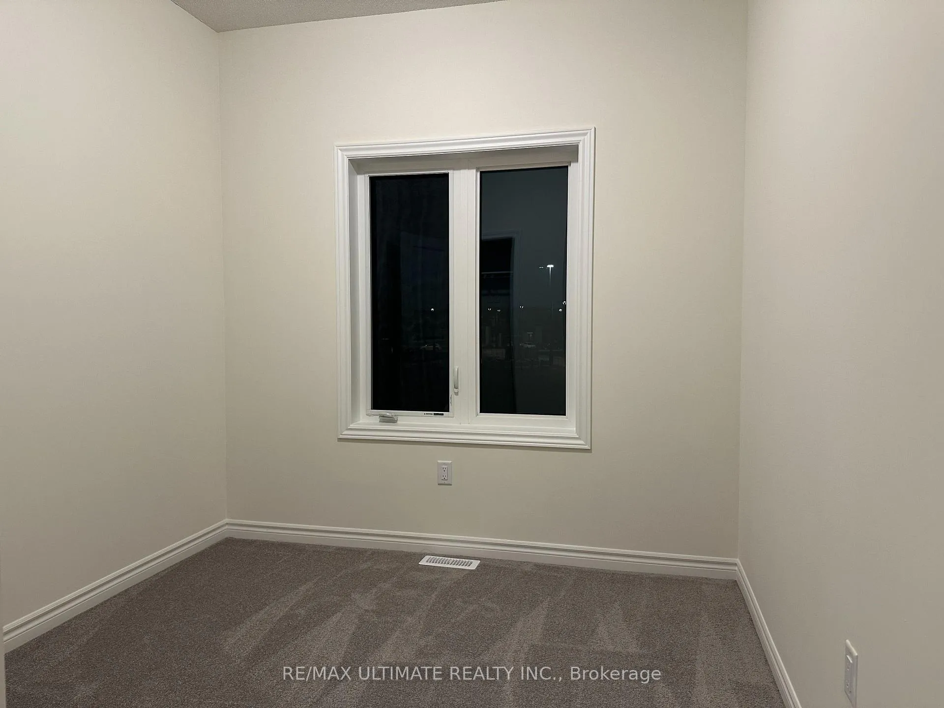 Photo 13 of 123 Haldimand Crescent, Vaughan, Kleinburg — HOMEH