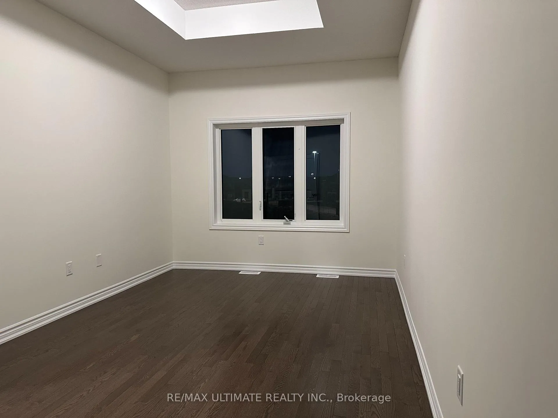 Photo 14 of 123 Haldimand Crescent, Vaughan, Kleinburg — HOMEH
