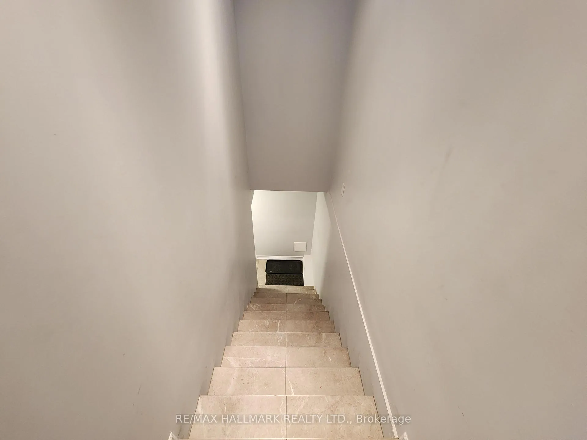 Photo 2 of Unit Bsmnt, 161 Wildberry Crescent, Vaughan, Vellore Village — HOMEH