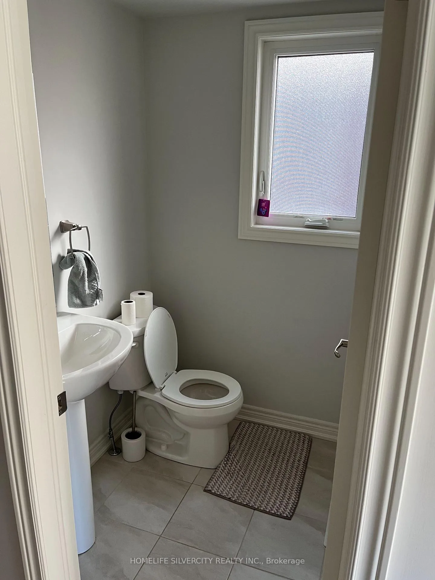 Photo 13 of 126 Acacia Road, Pelham, Fonthill — HOMEH