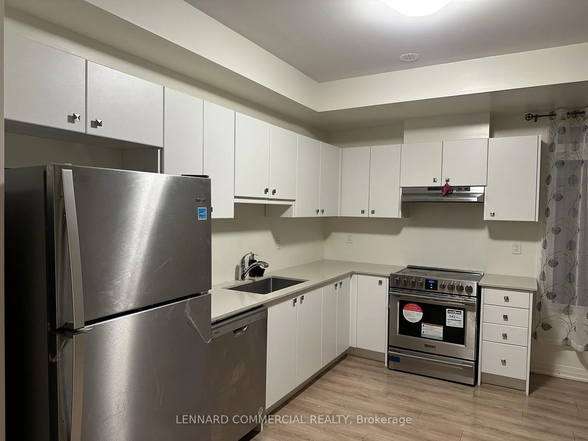 Photo 4 of 16 Esquire Way, Whitby, Taunton North — HOMEH