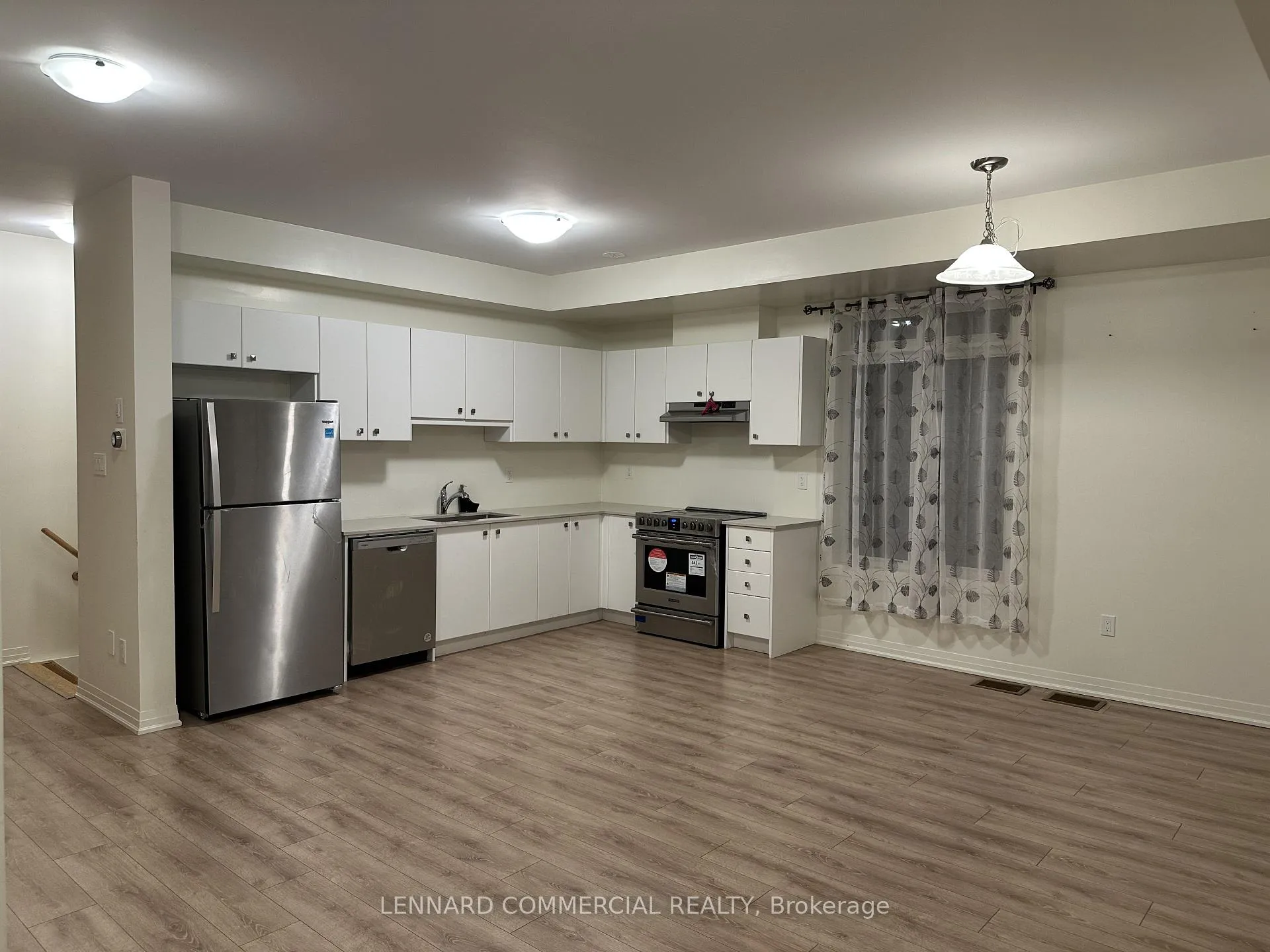 Photo 5 of 16 Esquire Way, Whitby, Taunton North — HOMEH
