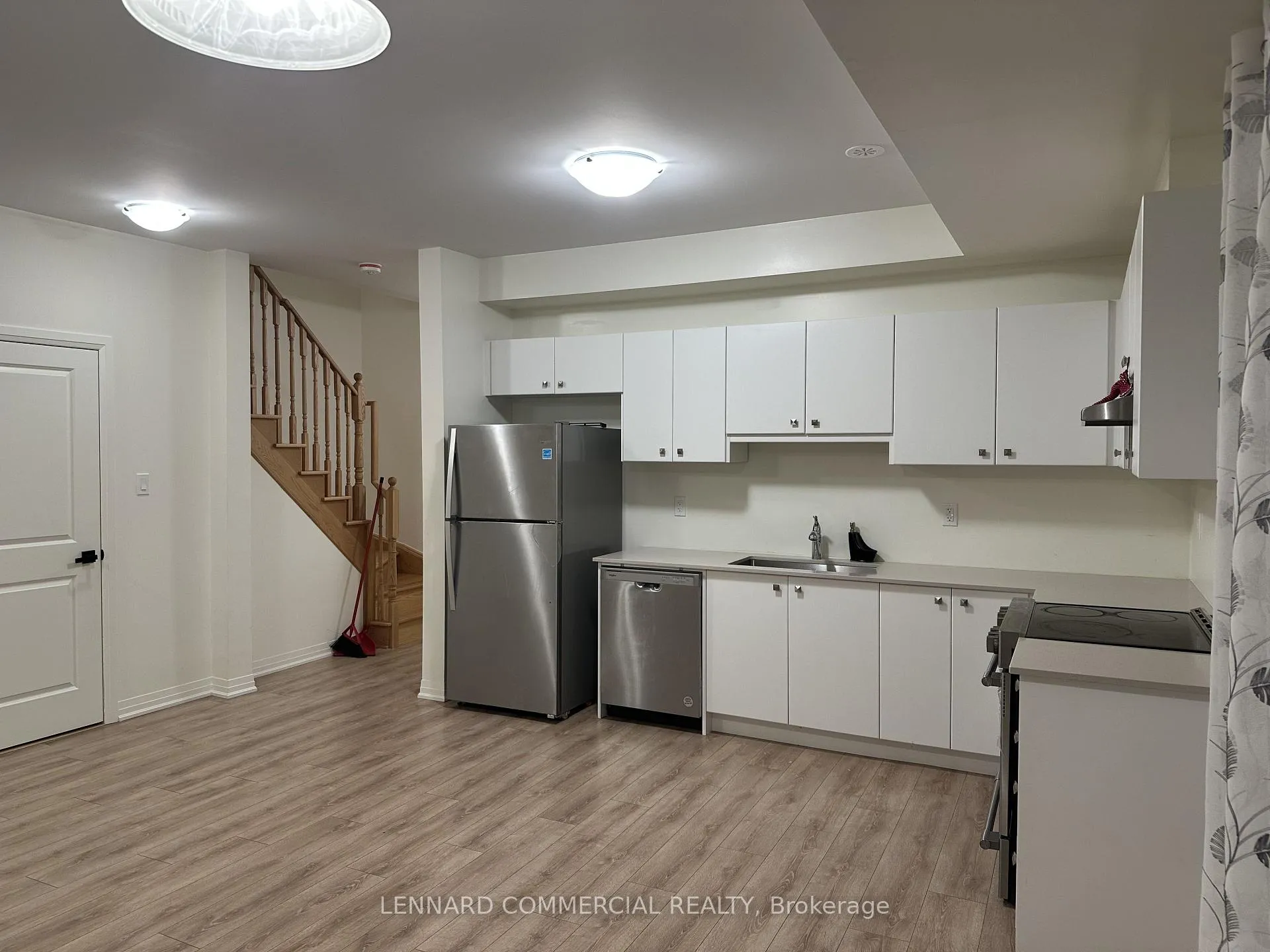 Photo 8 of 16 Esquire Way, Whitby, Taunton North — HOMEH
