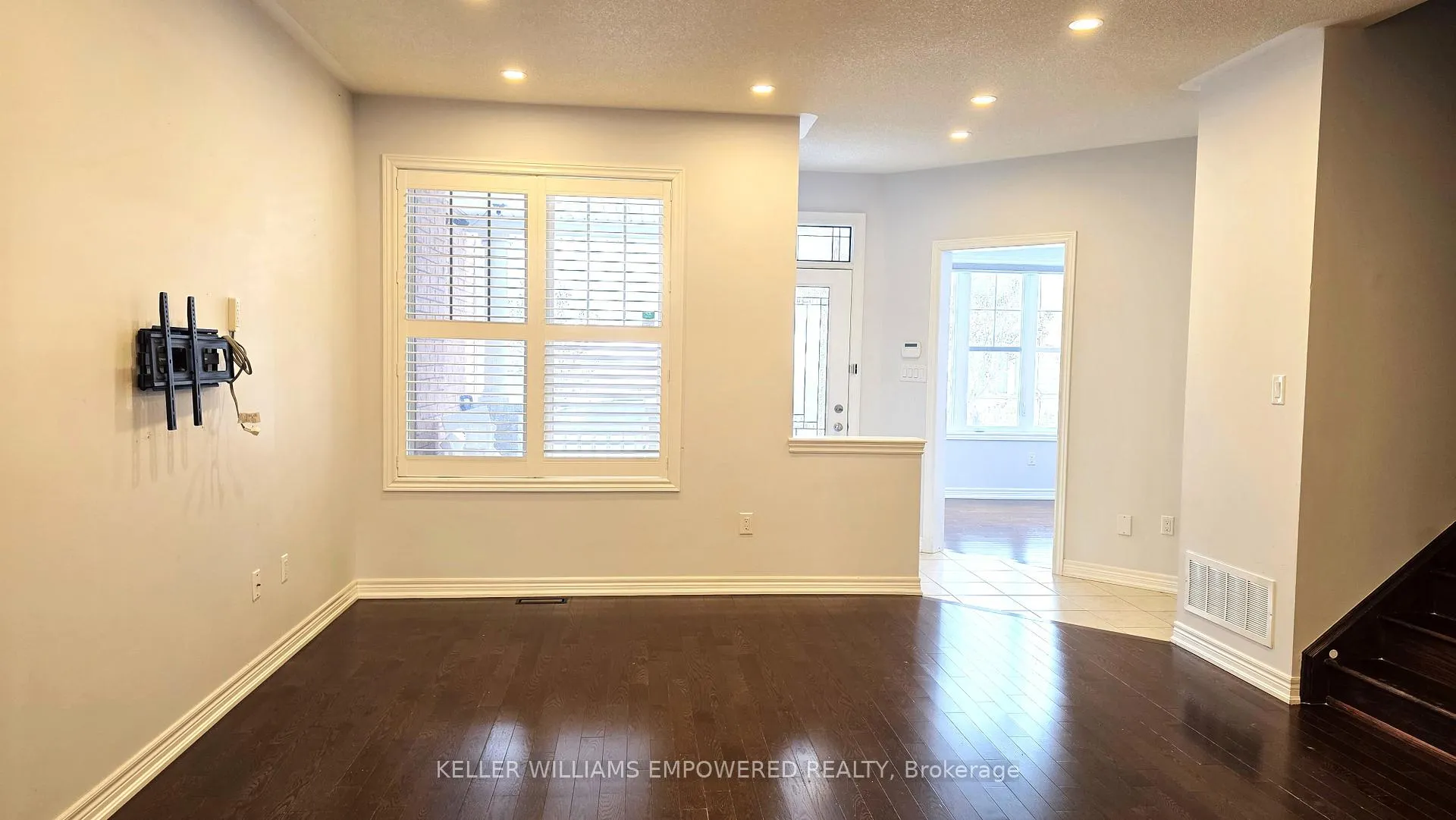 Photo 4 of 15 Dimma Street, Markham, Cornell — HOMEH