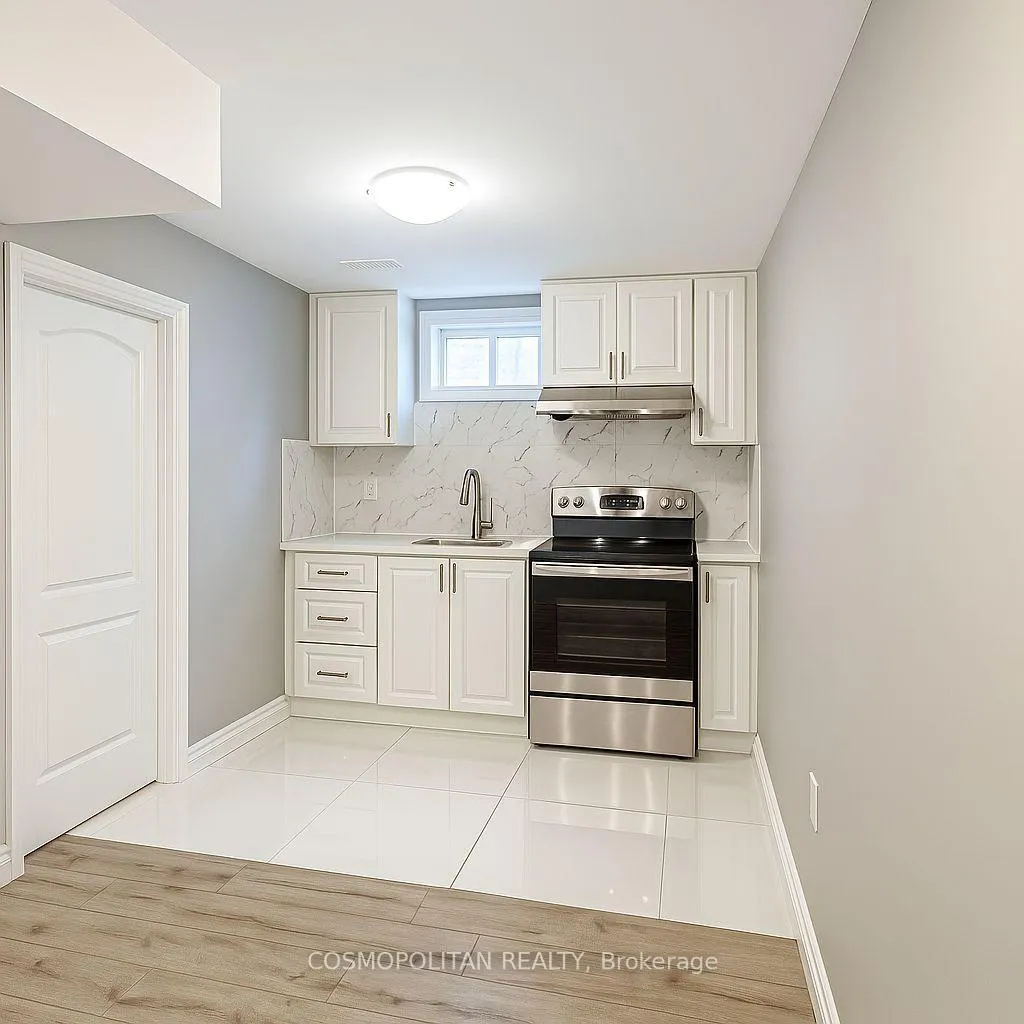 Front of Unit BSMT, 18 Ash Hill Avenue S