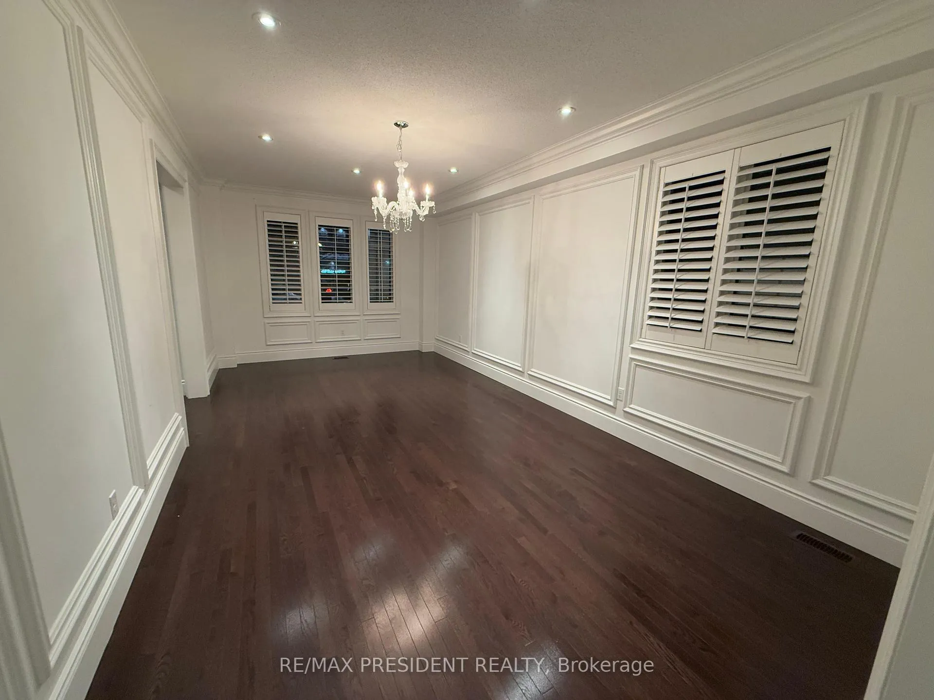 Photo 7 of 165 Humphrey Street S, Hamilton, Waterdown — HOMEH