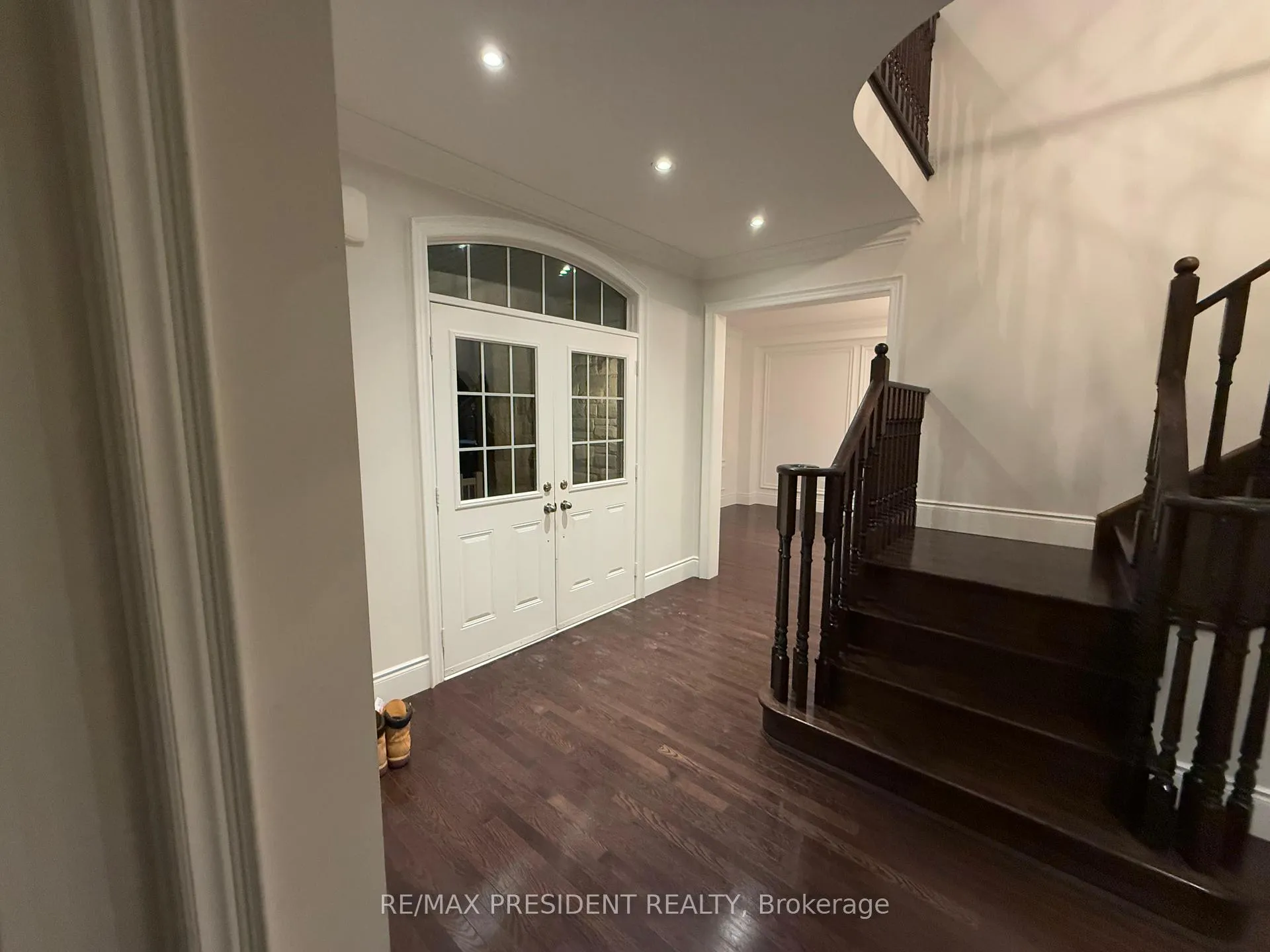 Photo 10 of 165 Humphrey Street S, Hamilton, Waterdown — HOMEH