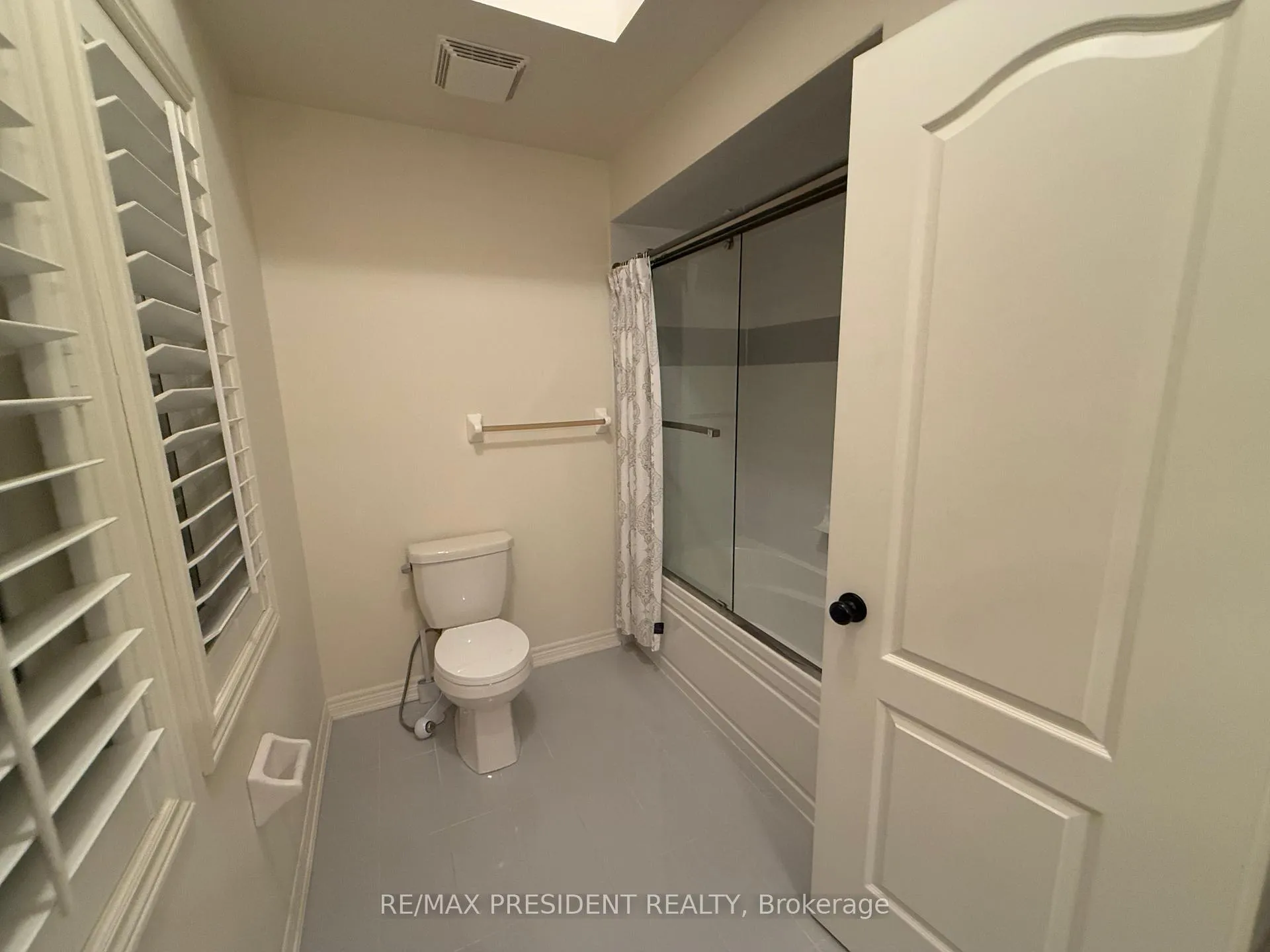 Photo 18 of 165 Humphrey Street S, Hamilton, Waterdown — HOMEH