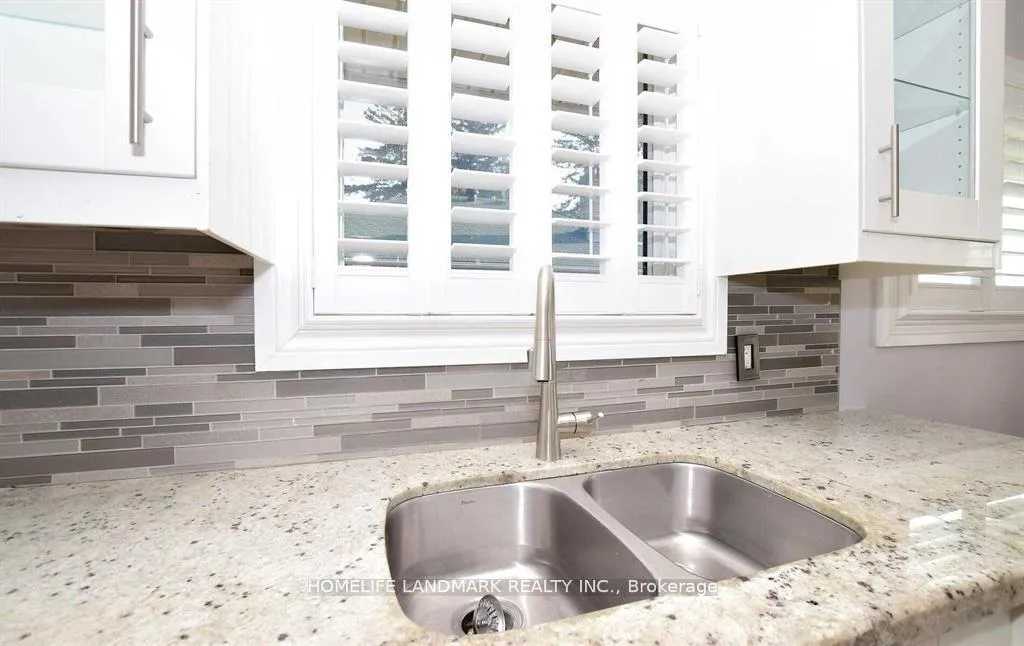 Photo 8 of 110 Front Street E, Whitby, Port Whitby — HOMEH