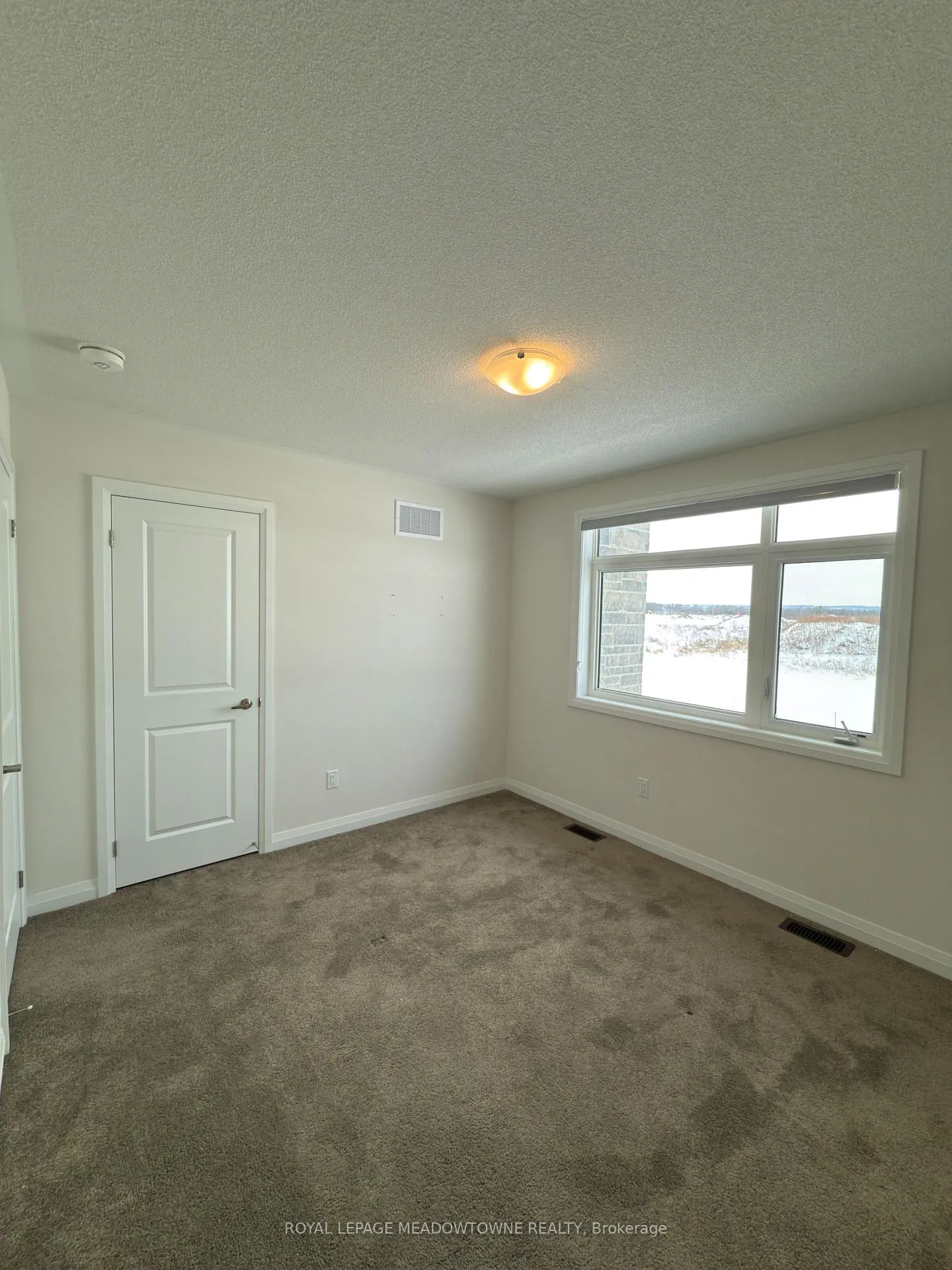 Photo 9 of 180 Union Boulevard, Wasaga Beach — HOMEH