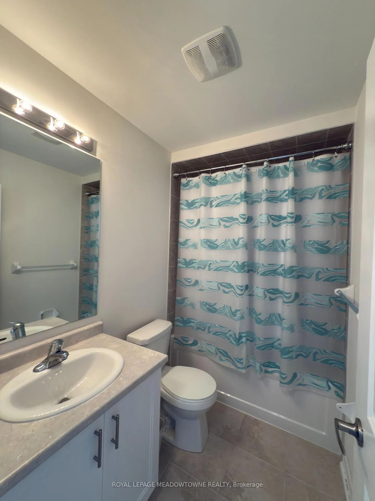 Photo 11 of 180 Union Boulevard, Wasaga Beach — HOMEH