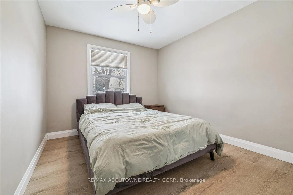 Photo 14 of Unit Upper, 177 Allenby Avenue, Hamilton, Balfour — HOMEH