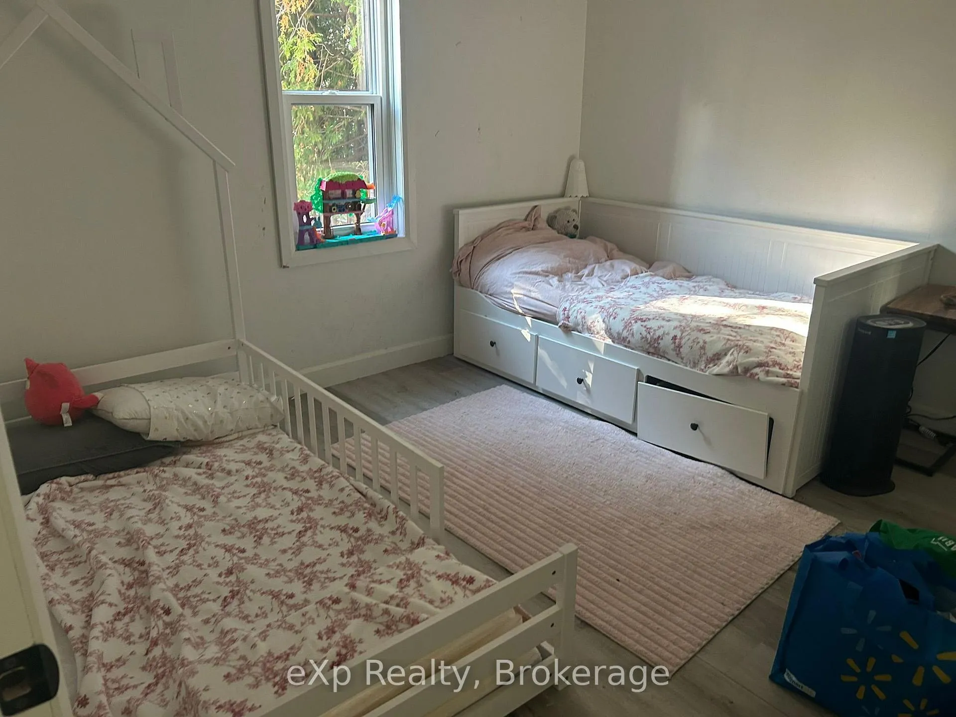 Photo 11 of 159 Waterloo Street, Kitchener — HOMEH