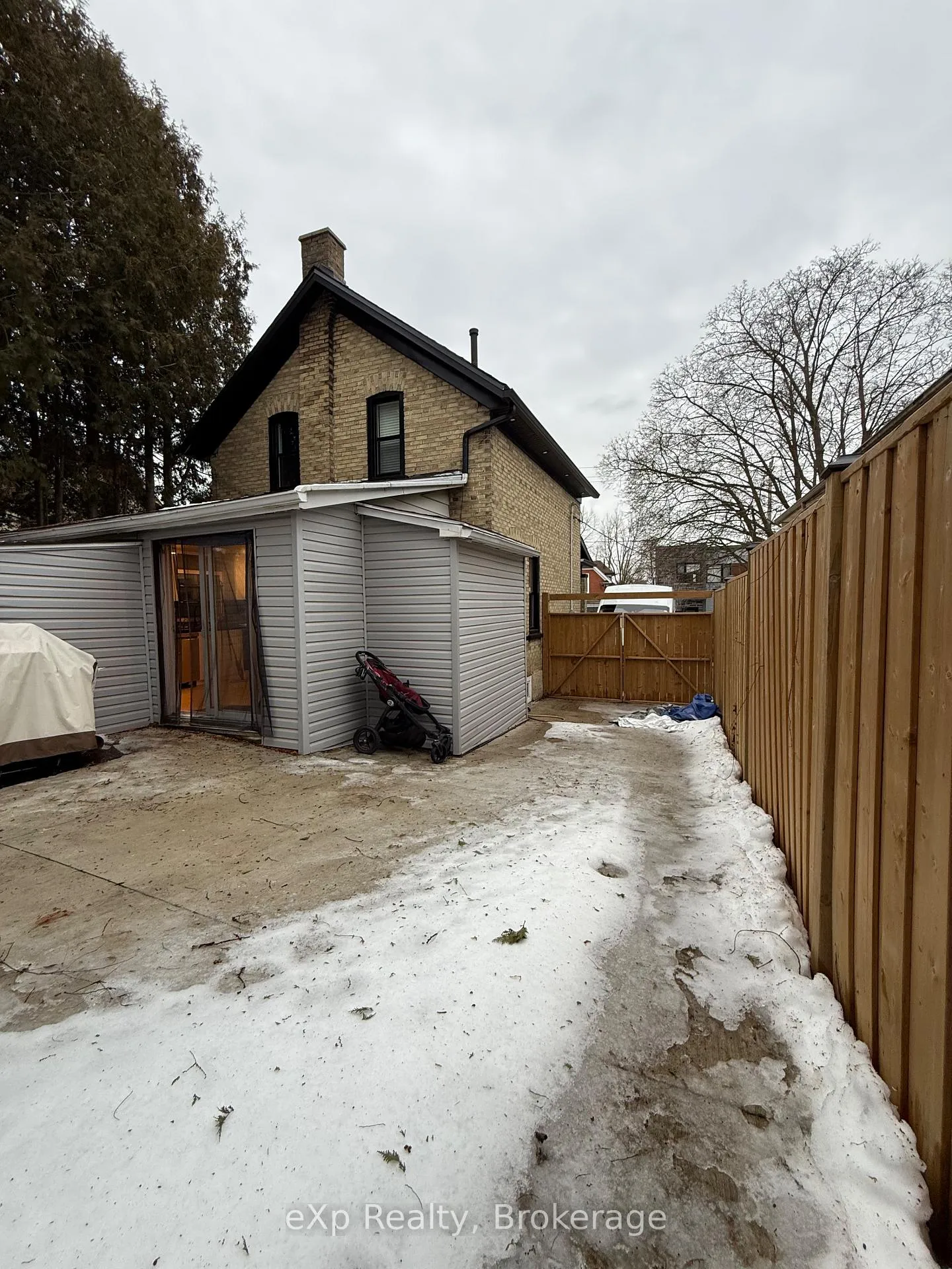 Photo 18 of 159 Waterloo Street, Kitchener — HOMEH