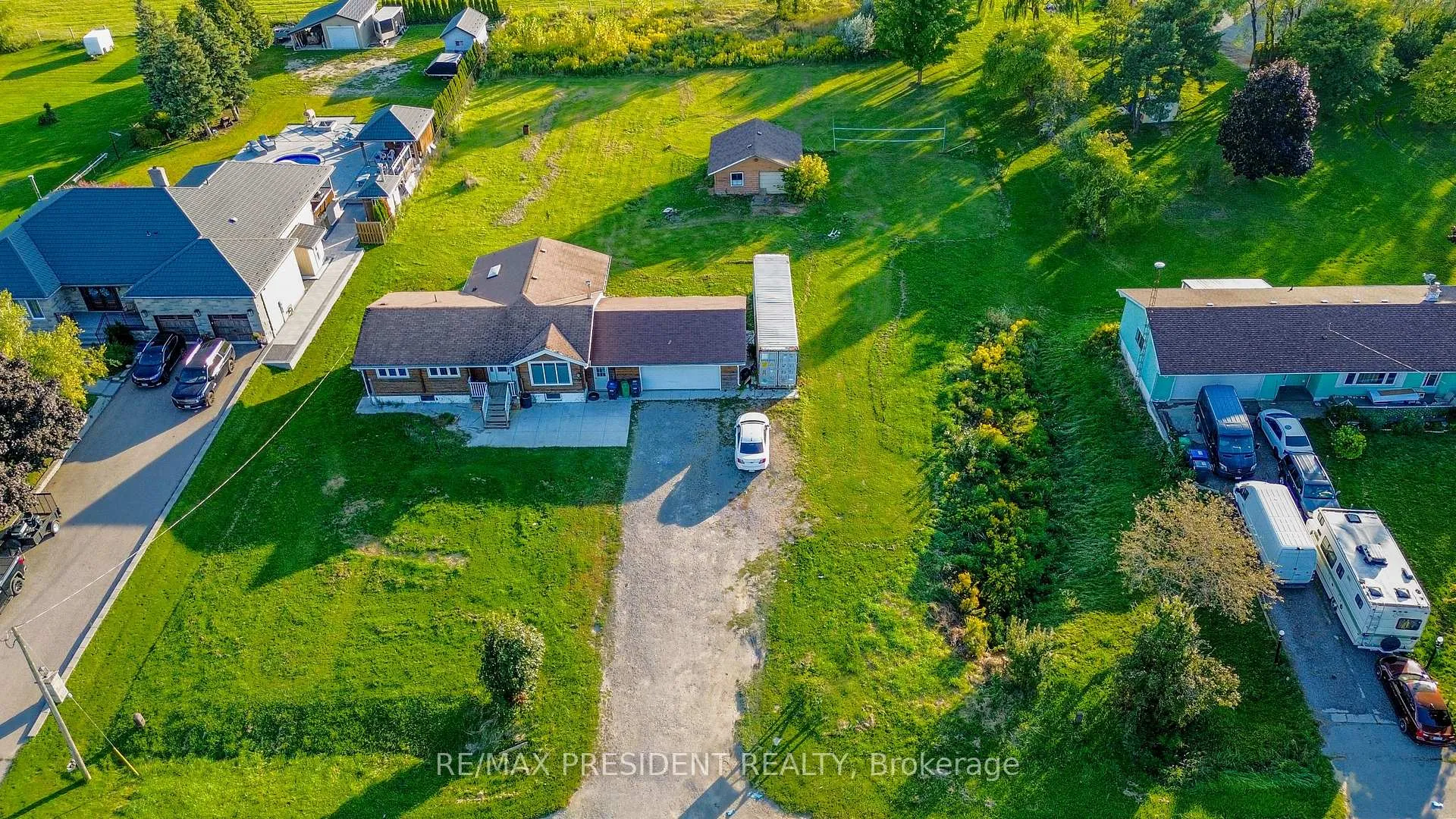 Photo 2 of 13924 Kennedy Road, Caledon, Rural Caledon — HOMEH