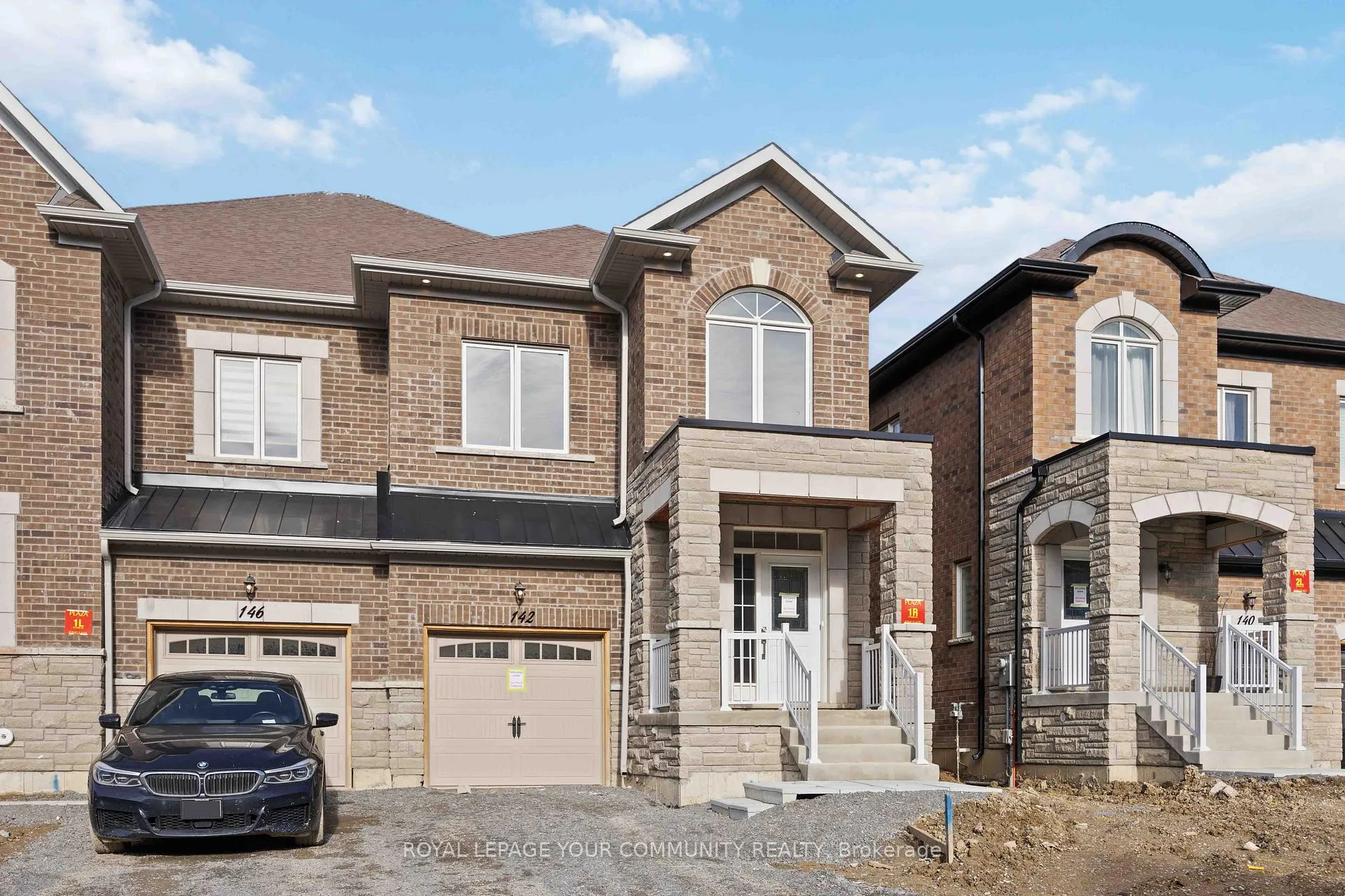 Photo 2 of 142 Seguin Street, Richmond Hill, Oak Ridges — HOMEH
