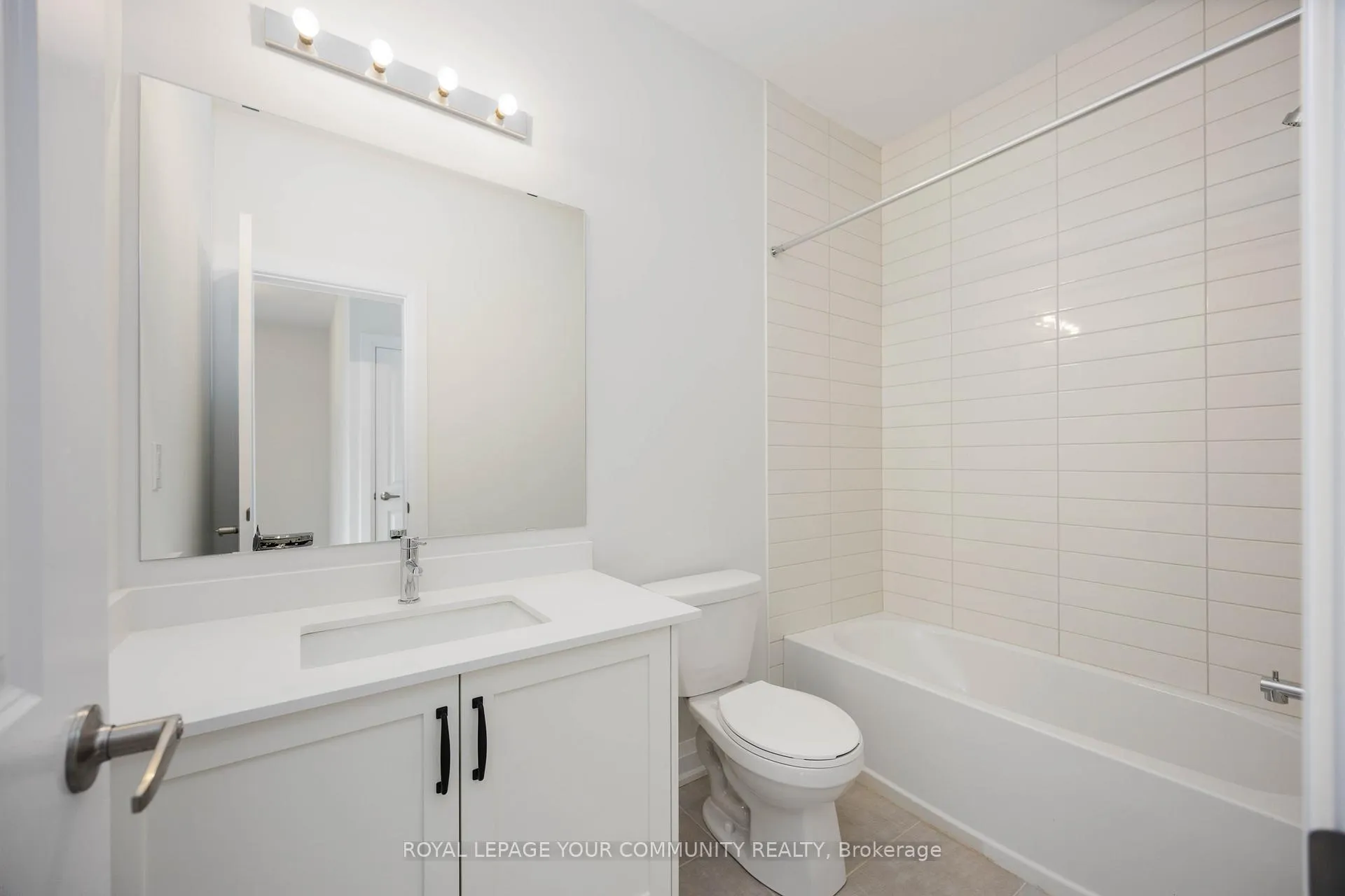 Photo 22 of 142 Seguin Street, Richmond Hill, Oak Ridges — HOMEH