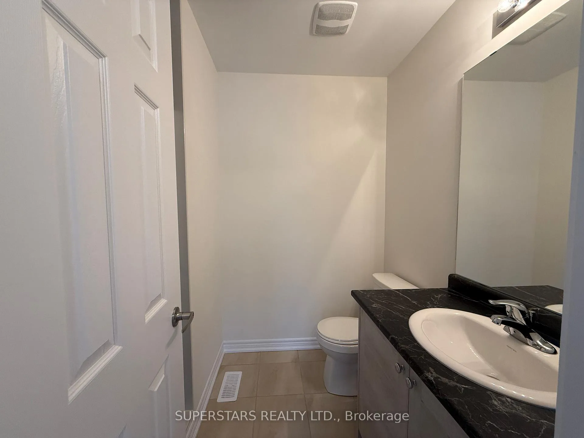 Photo 13 of 933 Crowsnest Hollow, Pickering, Rural Pickering — HOMEH