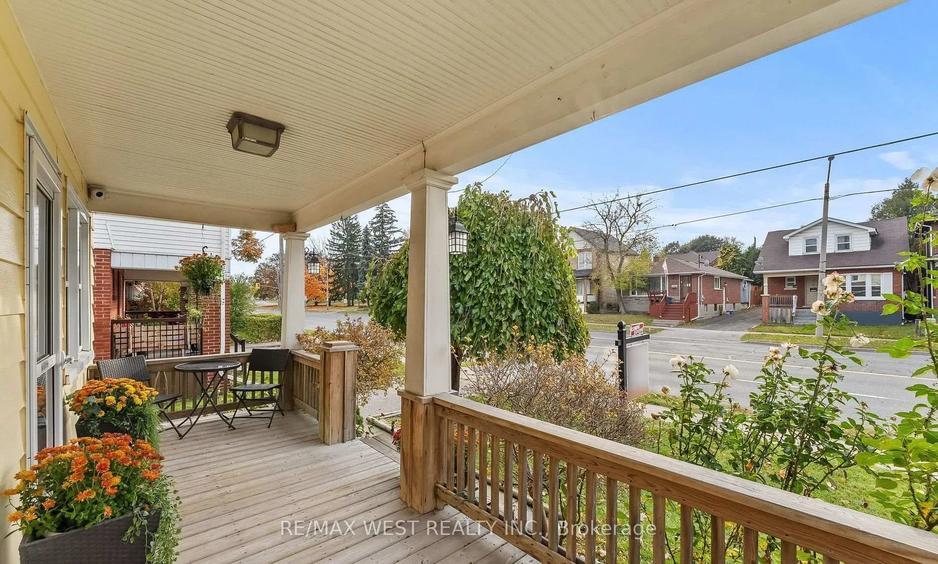 Photo 4 of 253 Ritson Road, Oshawa, Central — HOMEH
