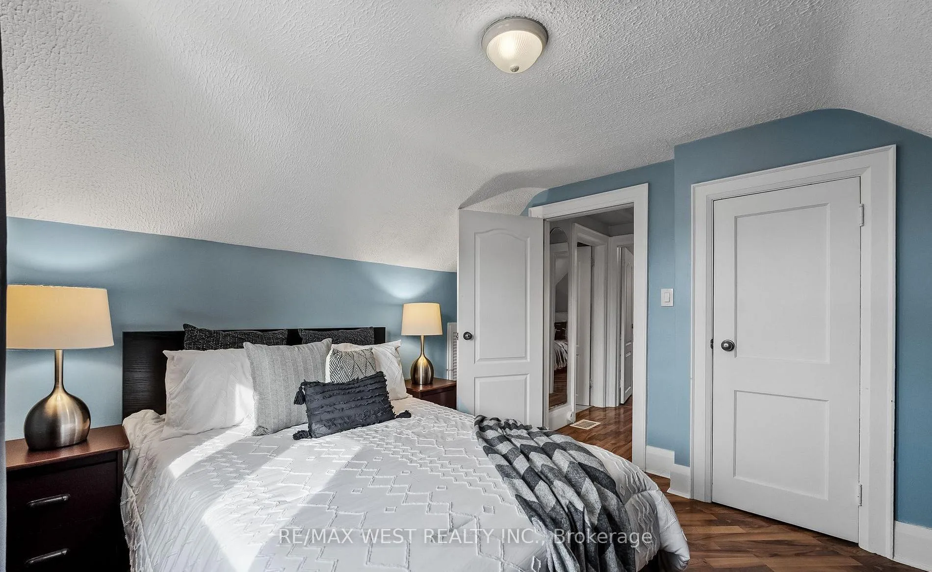 Photo 23 of 253 Ritson Road, Oshawa, Central — HOMEH