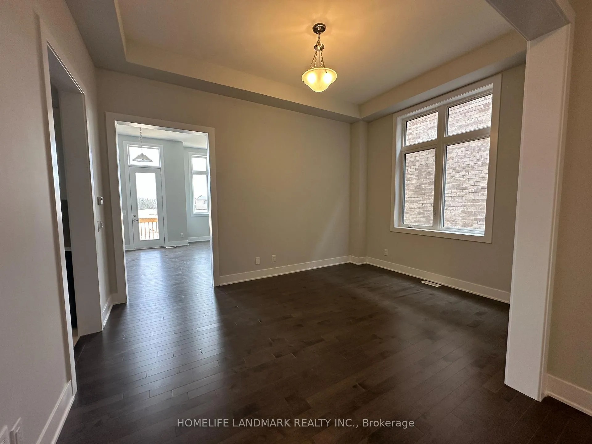 Photo 10 of 23 Nanhai Avenue, Markham, Angus Glen — HOMEH