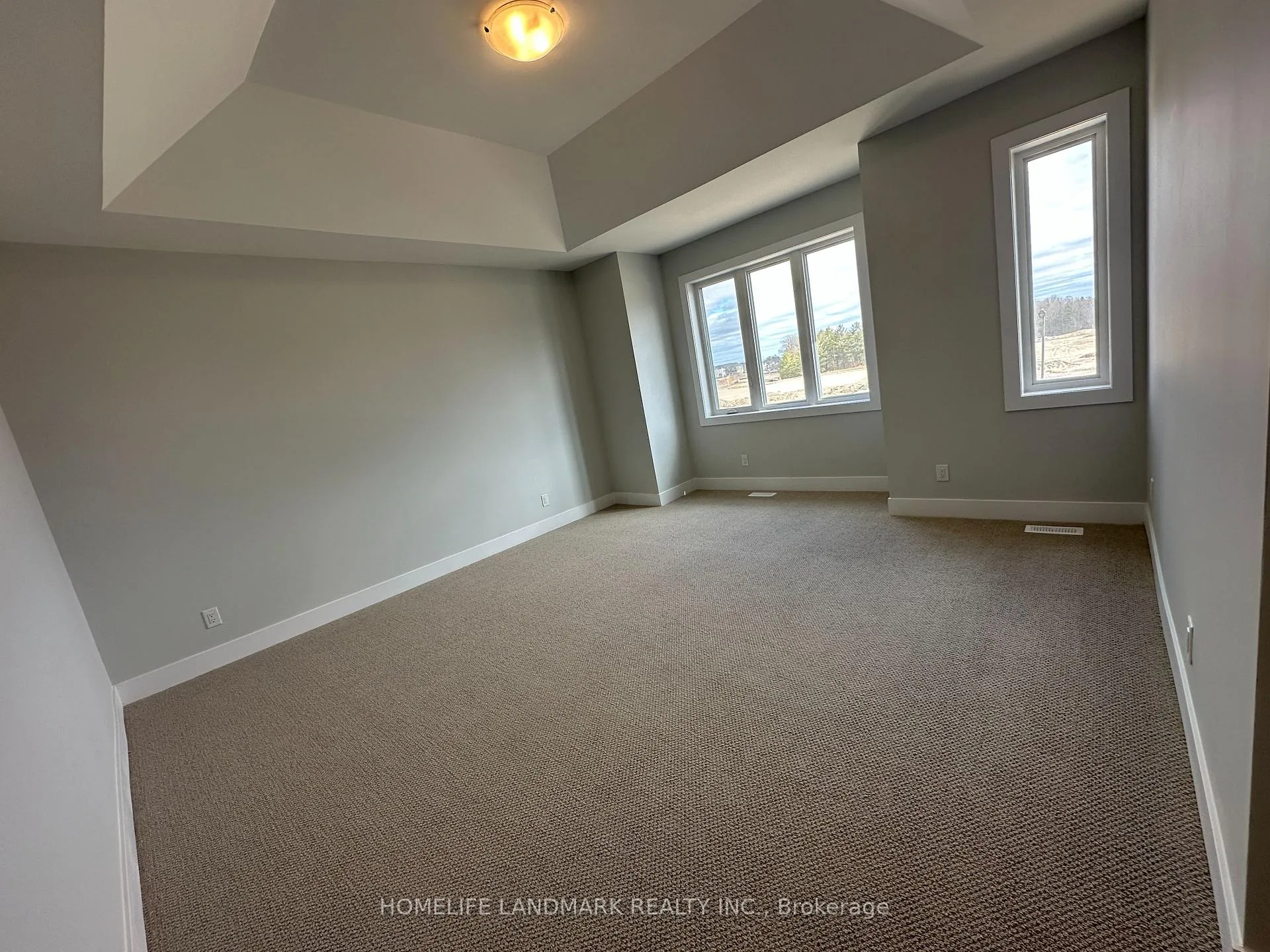 Photo 11 of 23 Nanhai Avenue, Markham, Angus Glen — HOMEH