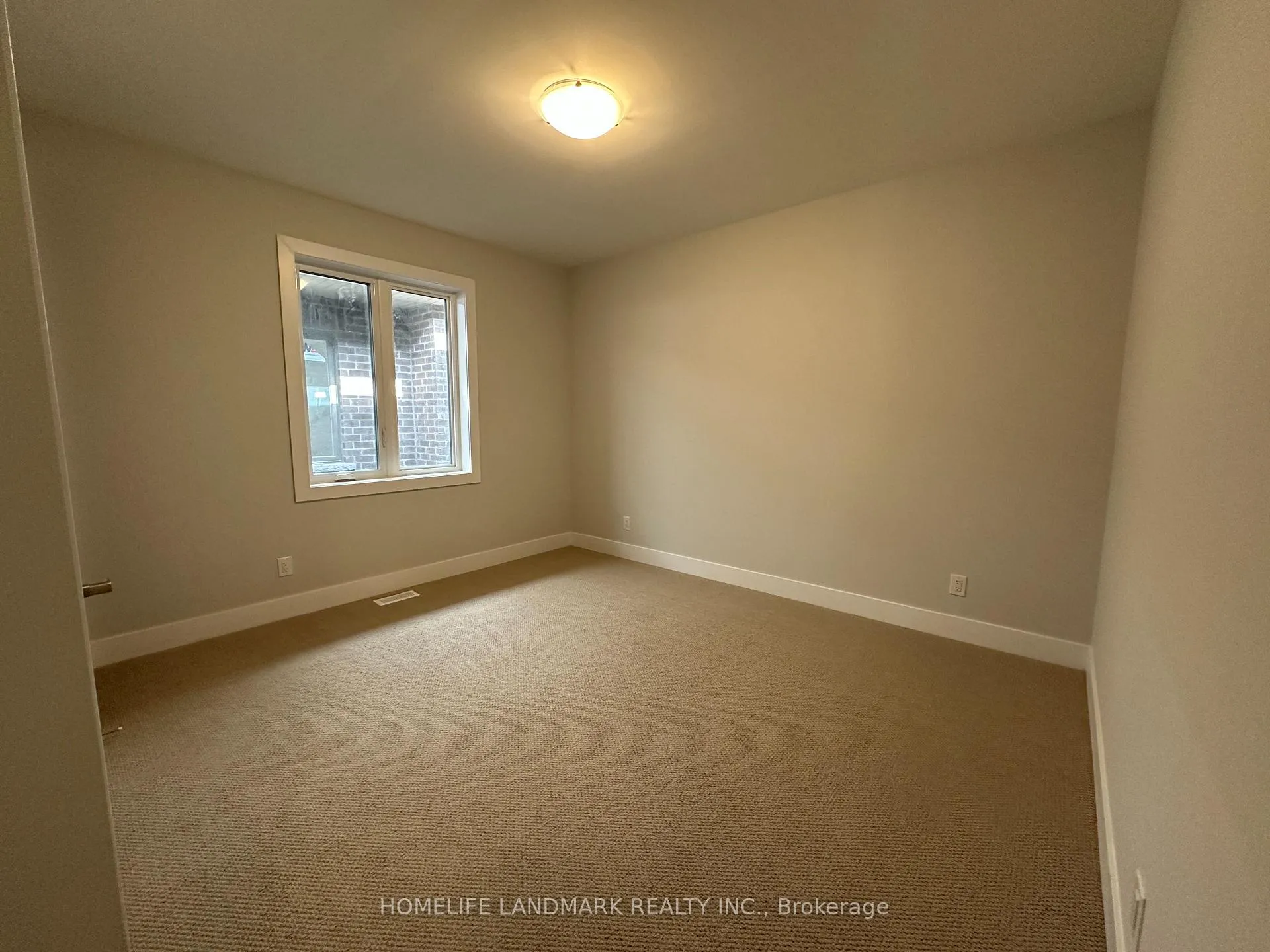 Photo 12 of 23 Nanhai Avenue, Markham, Angus Glen — HOMEH
