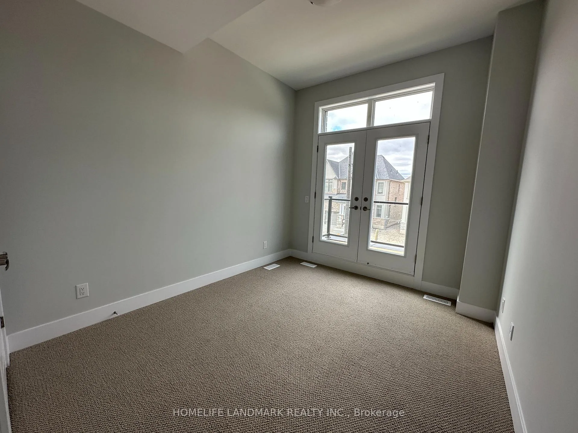 Photo 13 of 23 Nanhai Avenue, Markham, Angus Glen — HOMEH