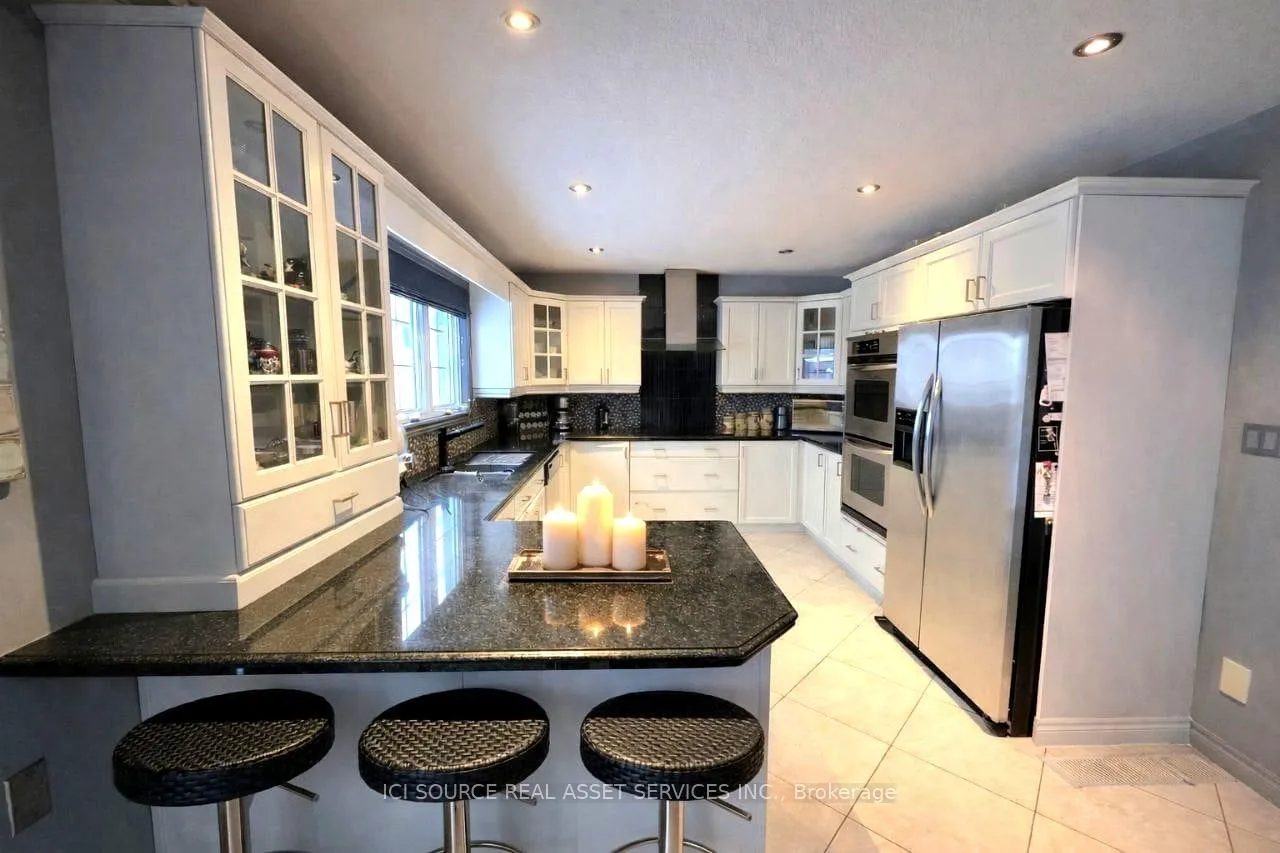 Photo 5 of 644 Willow Wood Drive, Waterloo, Laurelwood — HOMEH