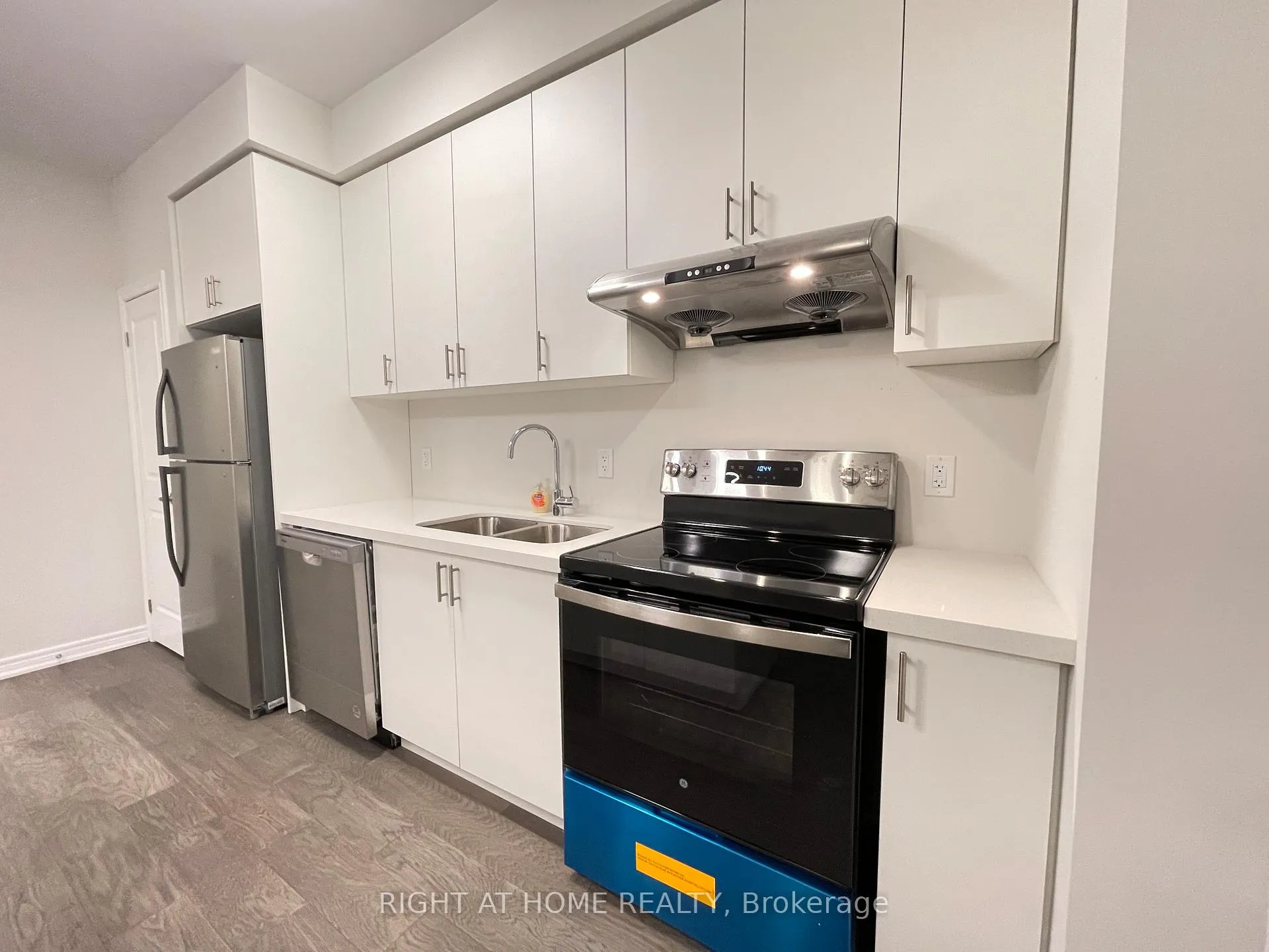 Photo 7 of 26 Vickers Road, Hamilton, Hill Park — HOMEH