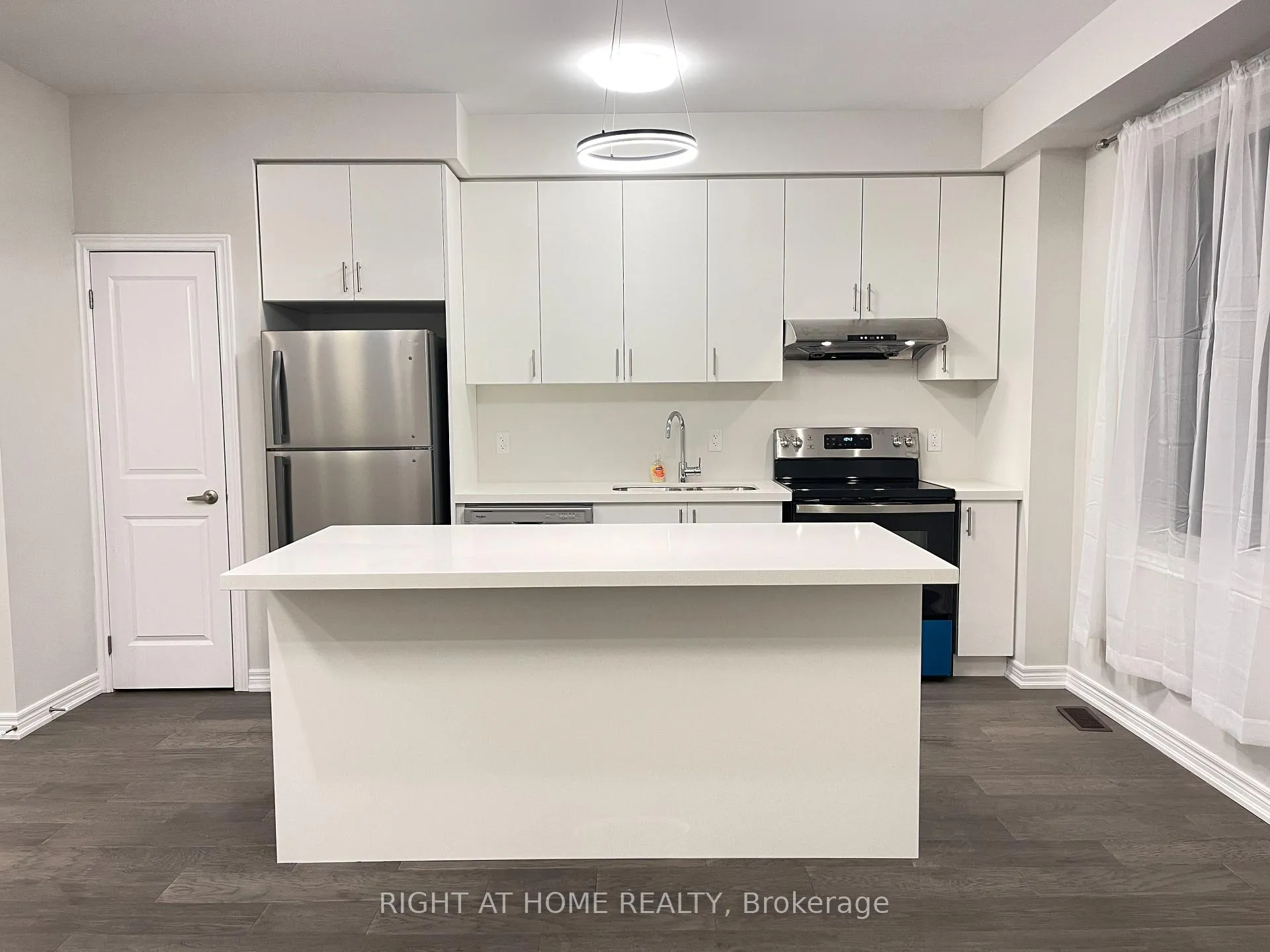 Photo 9 of 26 Vickers Road, Hamilton, Hill Park — HOMEH