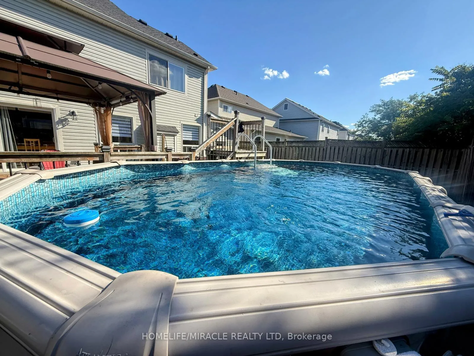 Photo 23 of 17 Bonnette Street, Halton Hills, Acton — HOMEH