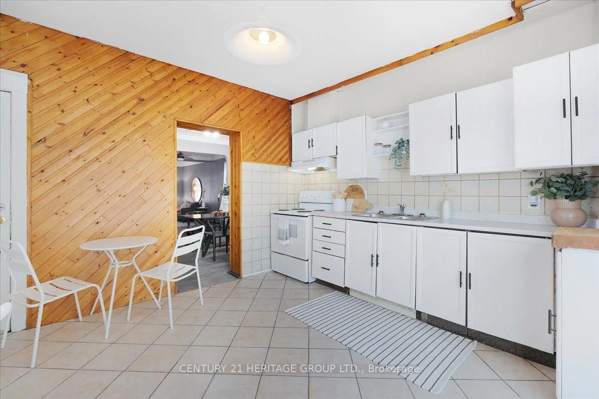 Photo 16 of 13 Clinton Street, Hamilton, Stipley — HOMEH