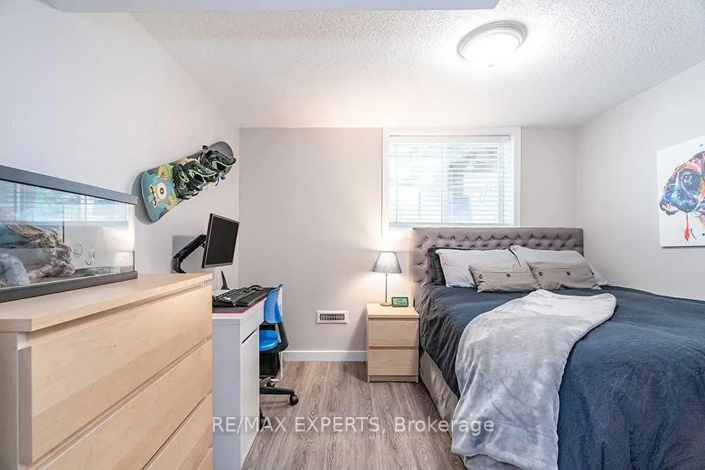 Photo 12 of 153 Loon Avenue, Barrie, Painswick South — HOMEH