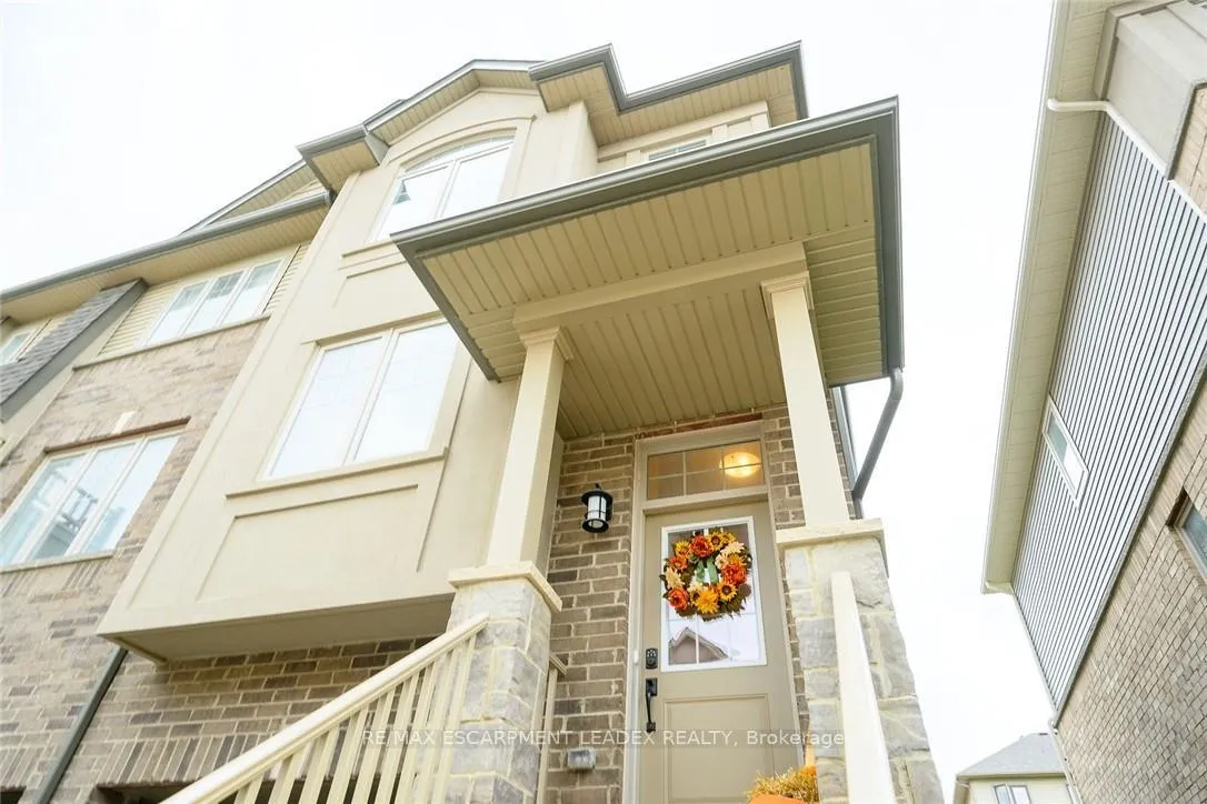 Photo 42 of 9 Birot Lane, Hamilton, Ancaster — HOMEH