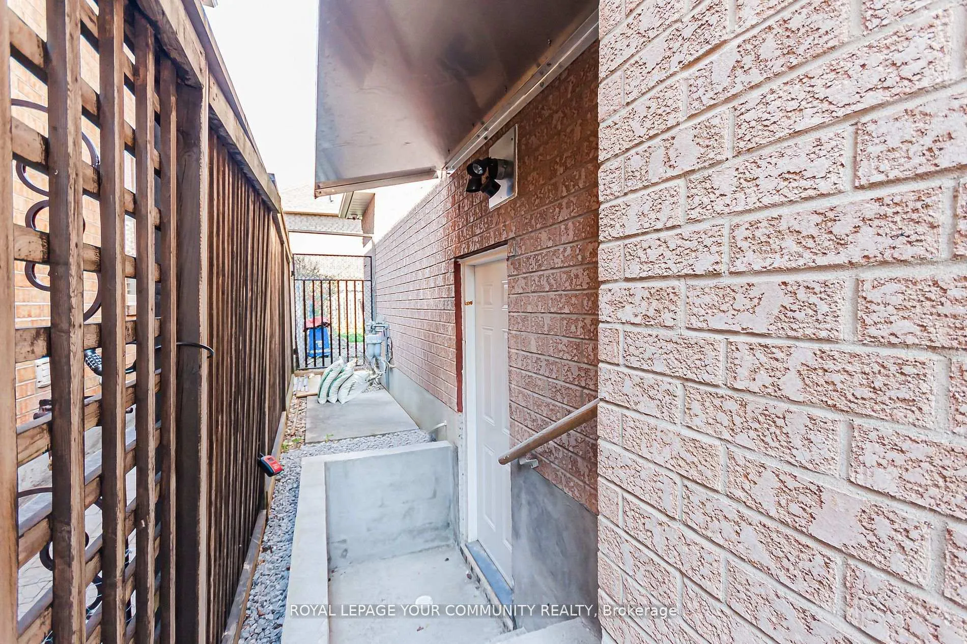 Photo 2 of Unit Bsmt, 19 Boyes Court, Ajax, Northwest Ajax — HOMEH