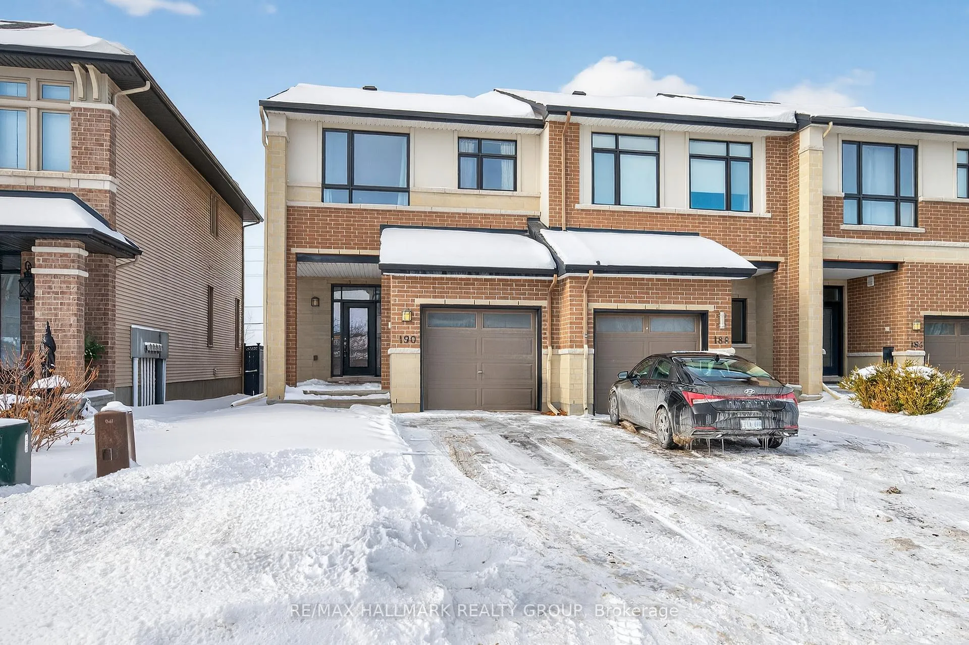 Photo 1 of 190 Mattingly Way, Ottawa, Riverside South/Gloucester Glen — HOMEH