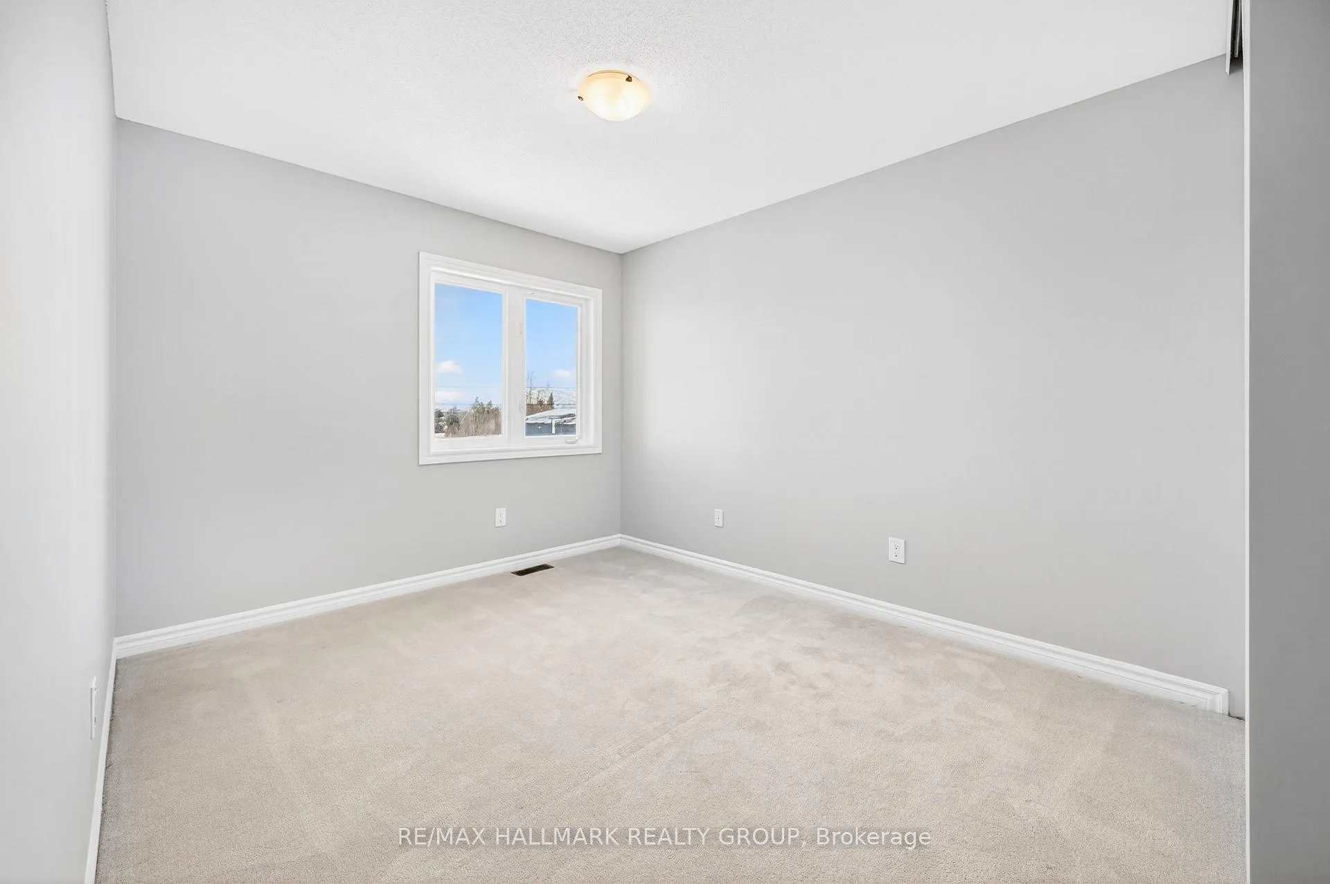 Photo 21 of 190 Mattingly Way, Ottawa, Riverside South/Gloucester Glen — HOMEH