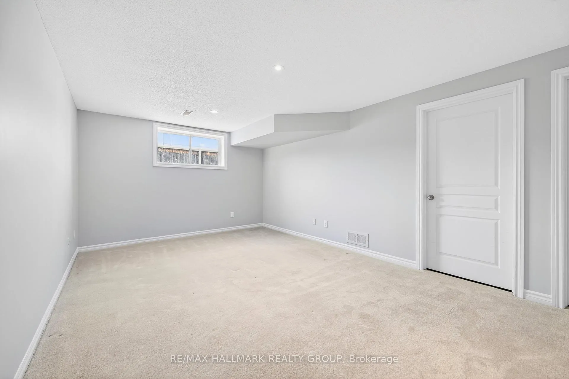 Photo 31 of 190 Mattingly Way, Ottawa, Riverside South/Gloucester Glen — HOMEH