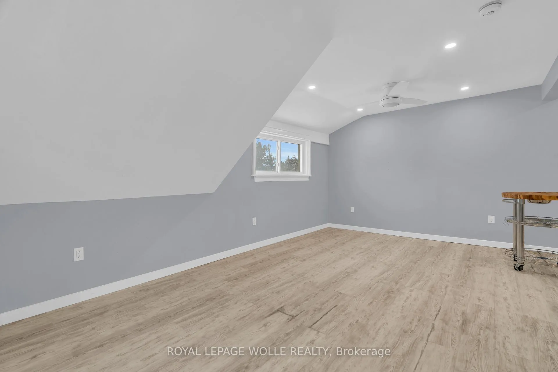 Photo 4 of Unit Upper, 12 Park Street, Kitchener — HOMEH