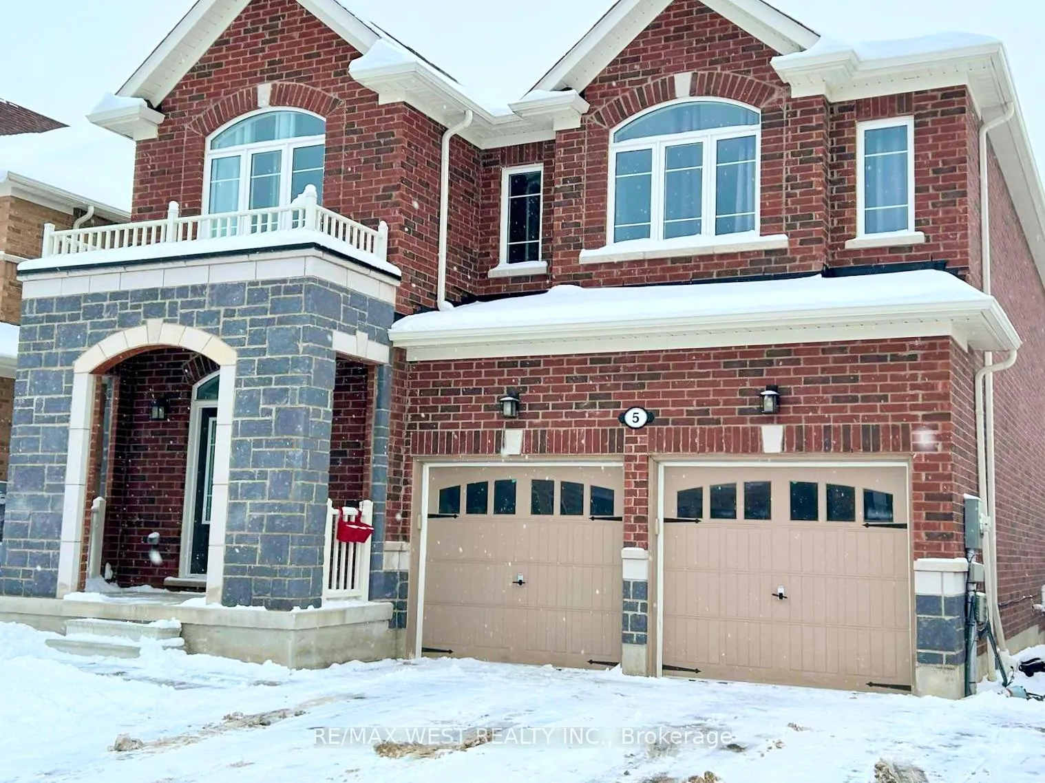 Photo 1 of 5 Drake Avenue, Brant, Paris — HOMEH