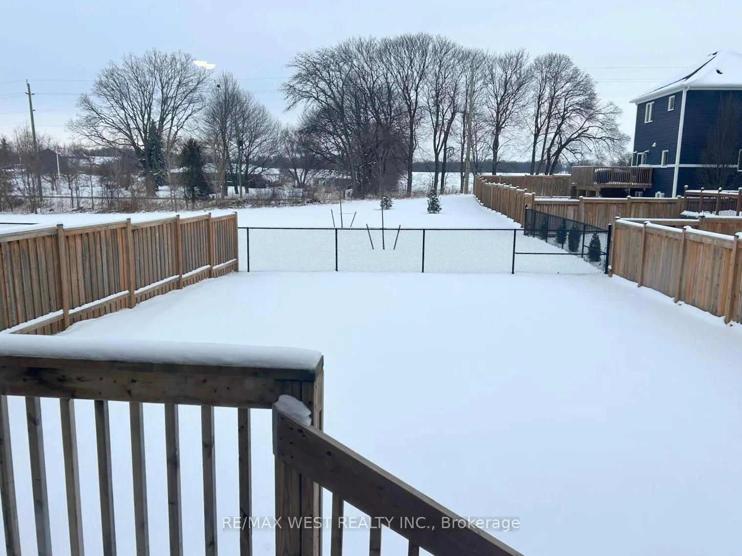 Photo 18 of 5 Drake Avenue, Brant, Paris — HOMEH