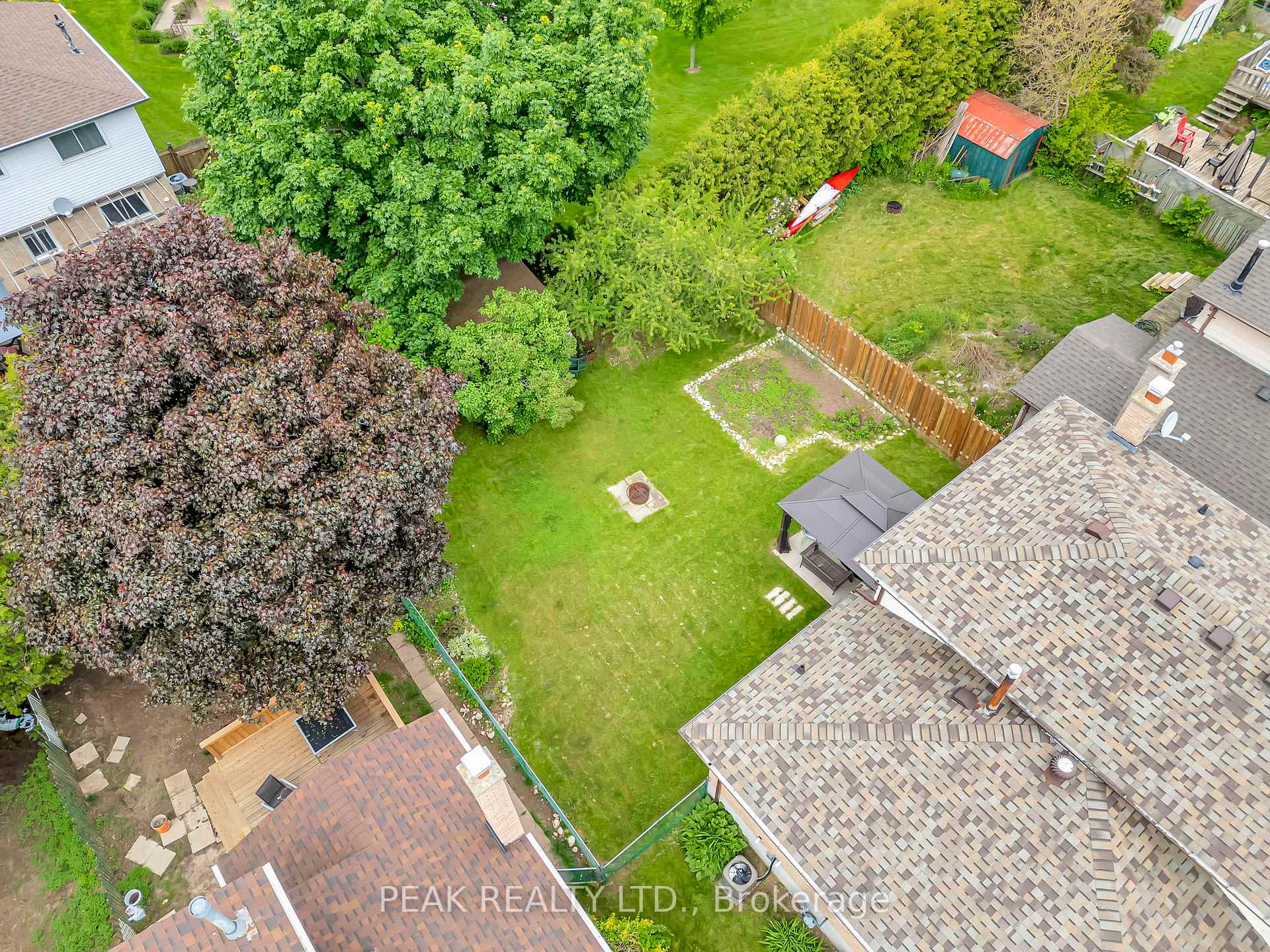 Photo 34 of 25 Trillium Way, Brant, Paris — HOMEH