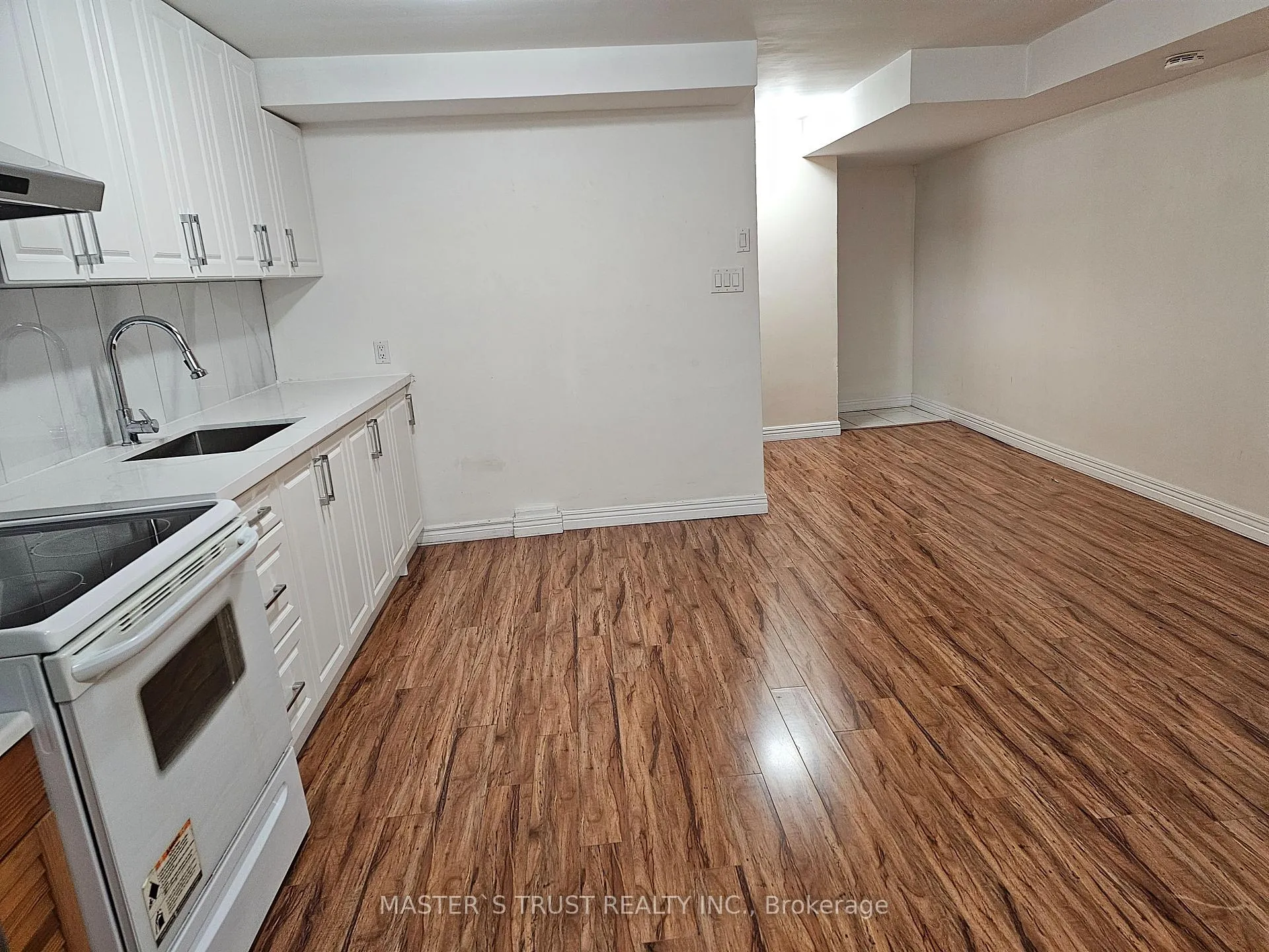 Photo 2 of 185 Simpson Avenue, Toronto, North Riverdale — HOMEH