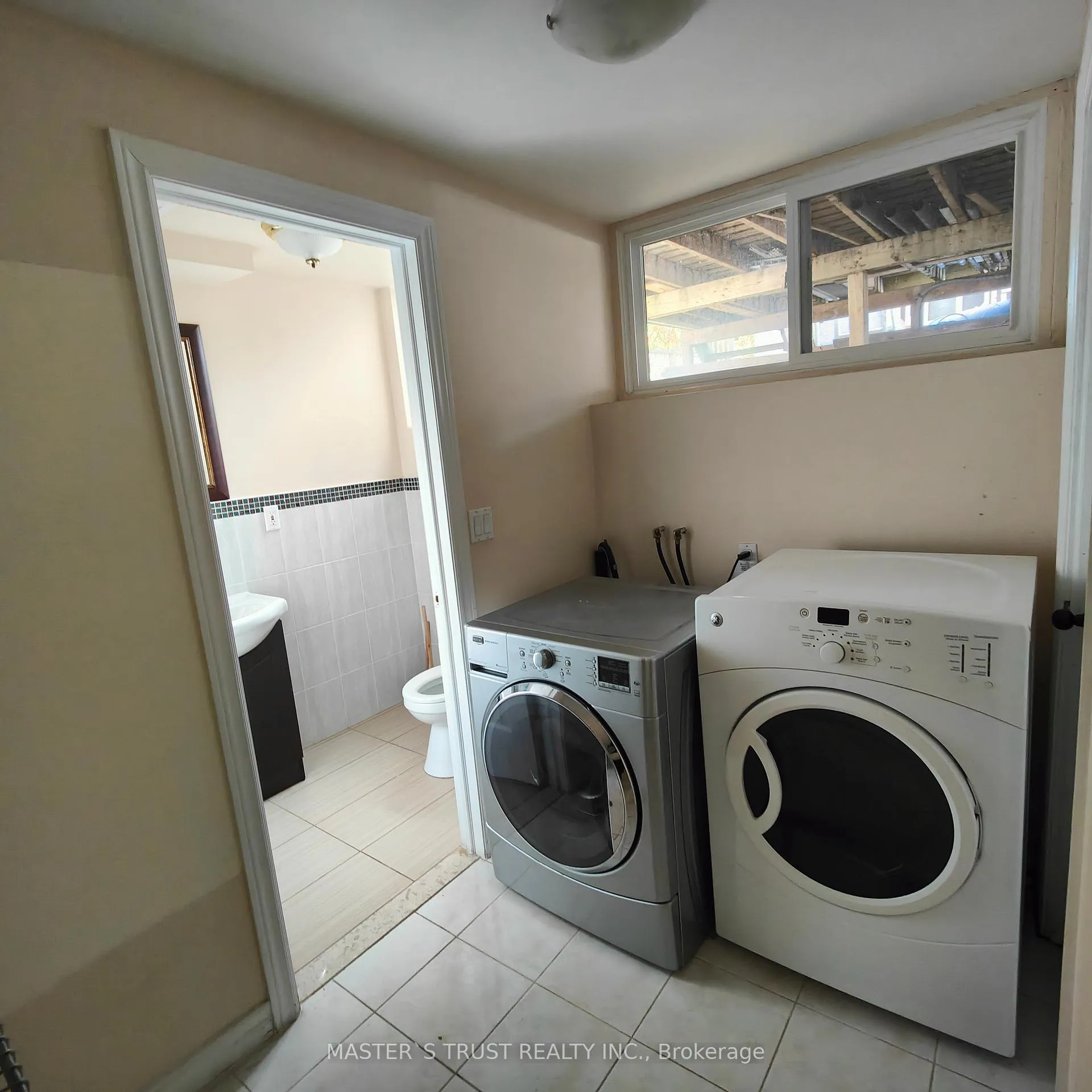 Photo 5 of 185 Simpson Avenue, Toronto, North Riverdale — HOMEH