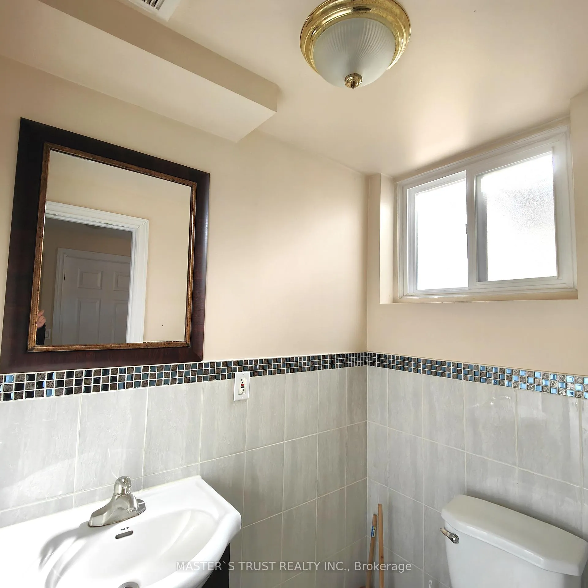 Photo 6 of 185 Simpson Avenue, Toronto, North Riverdale — HOMEH