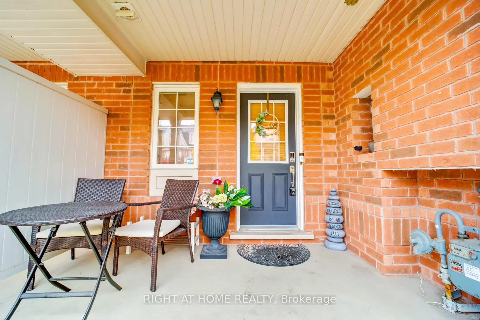 Photo 3 of 680 Cargill Path, Milton, Coates — HOMEH